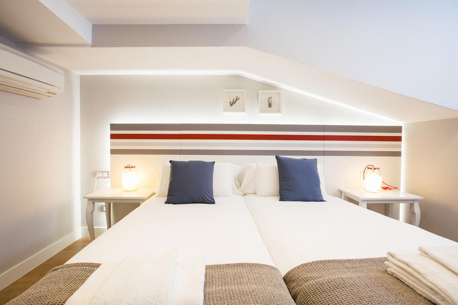 Legazpi Doce Rooms & Suites