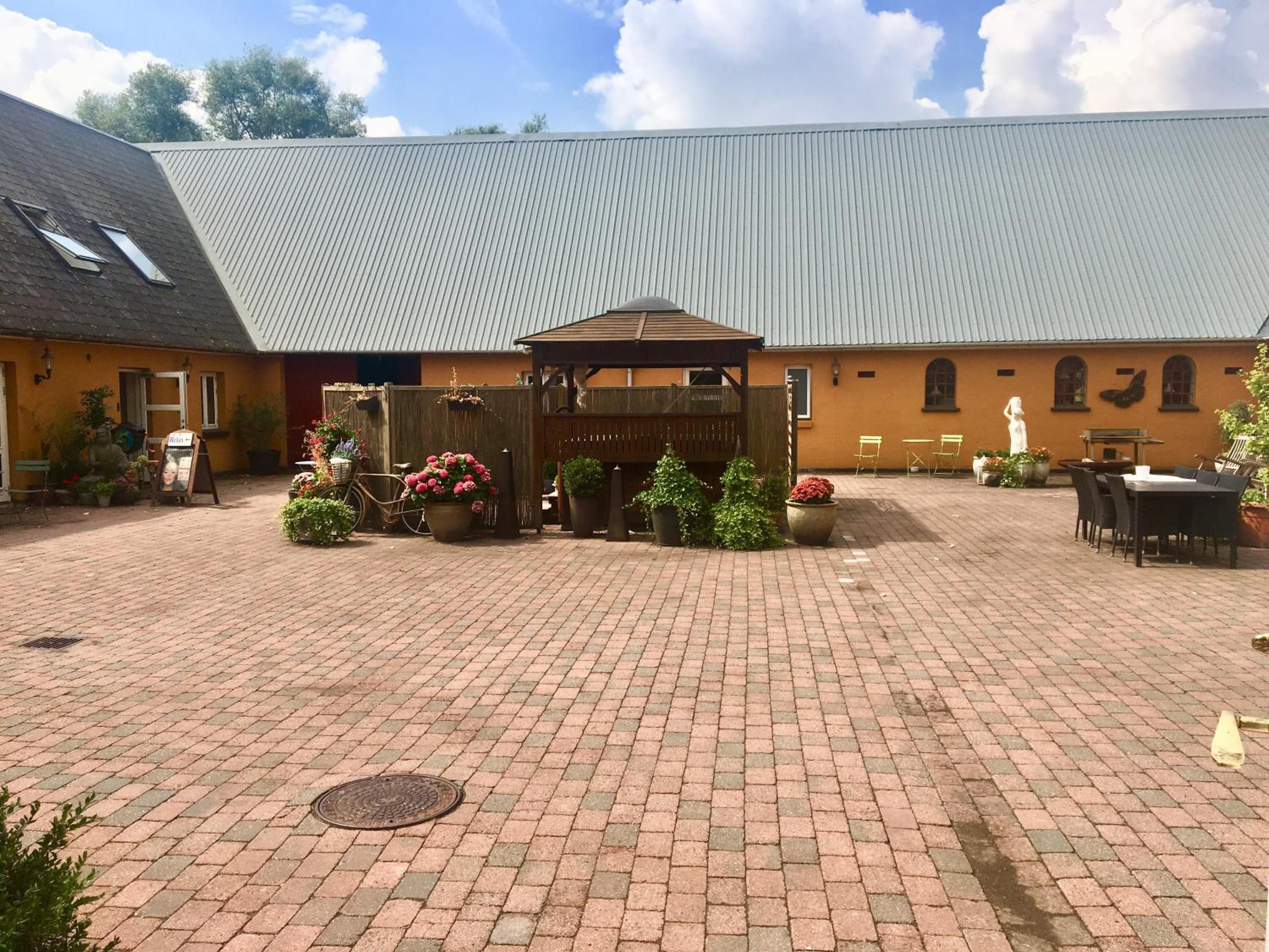 AD Apartment