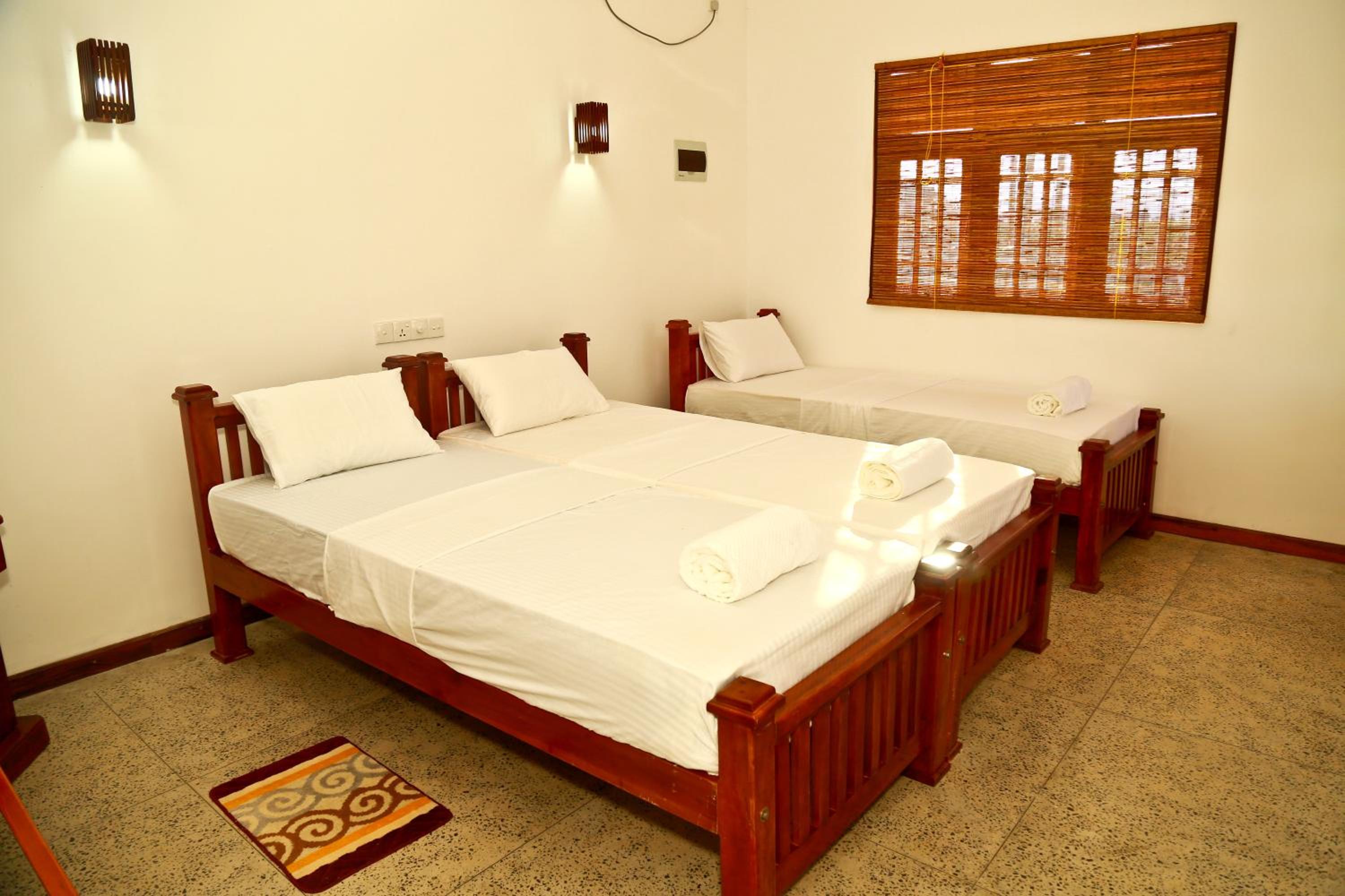 Lake Villa Resort