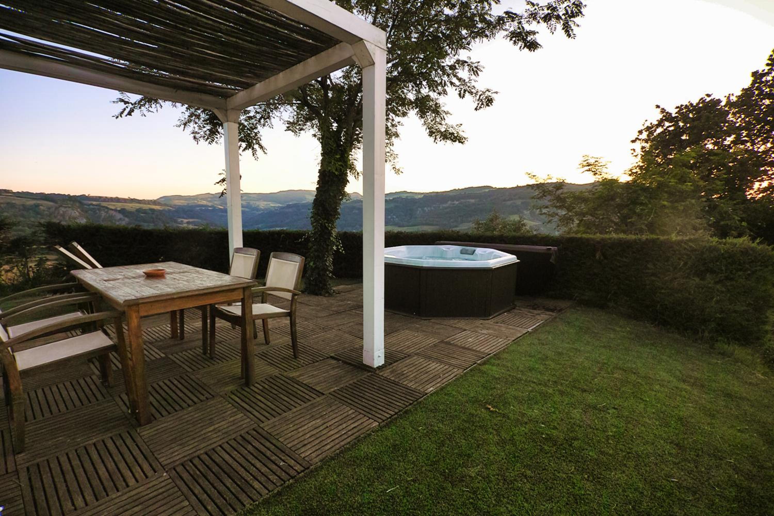 Villa Tamara Country & Spa Suites