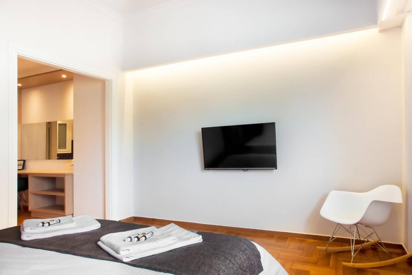TONI'S Brand-New Studio next to Syntagma Square