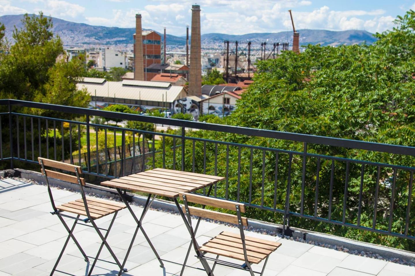 TONI'S Charming Apartment 2BD, close Thisseo Metro