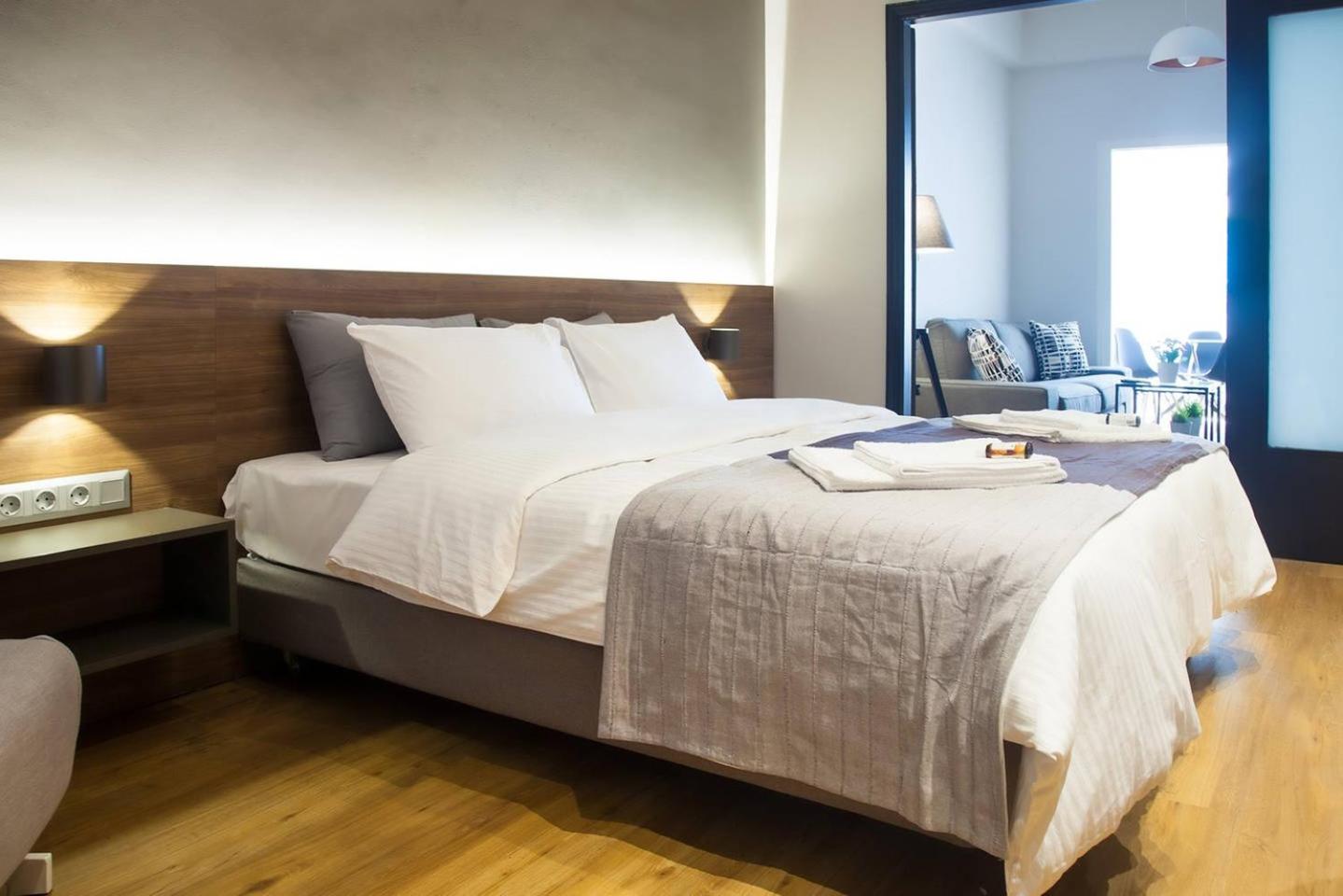 TONI'S Charming Apartment 2BD, close Thisseo Metro