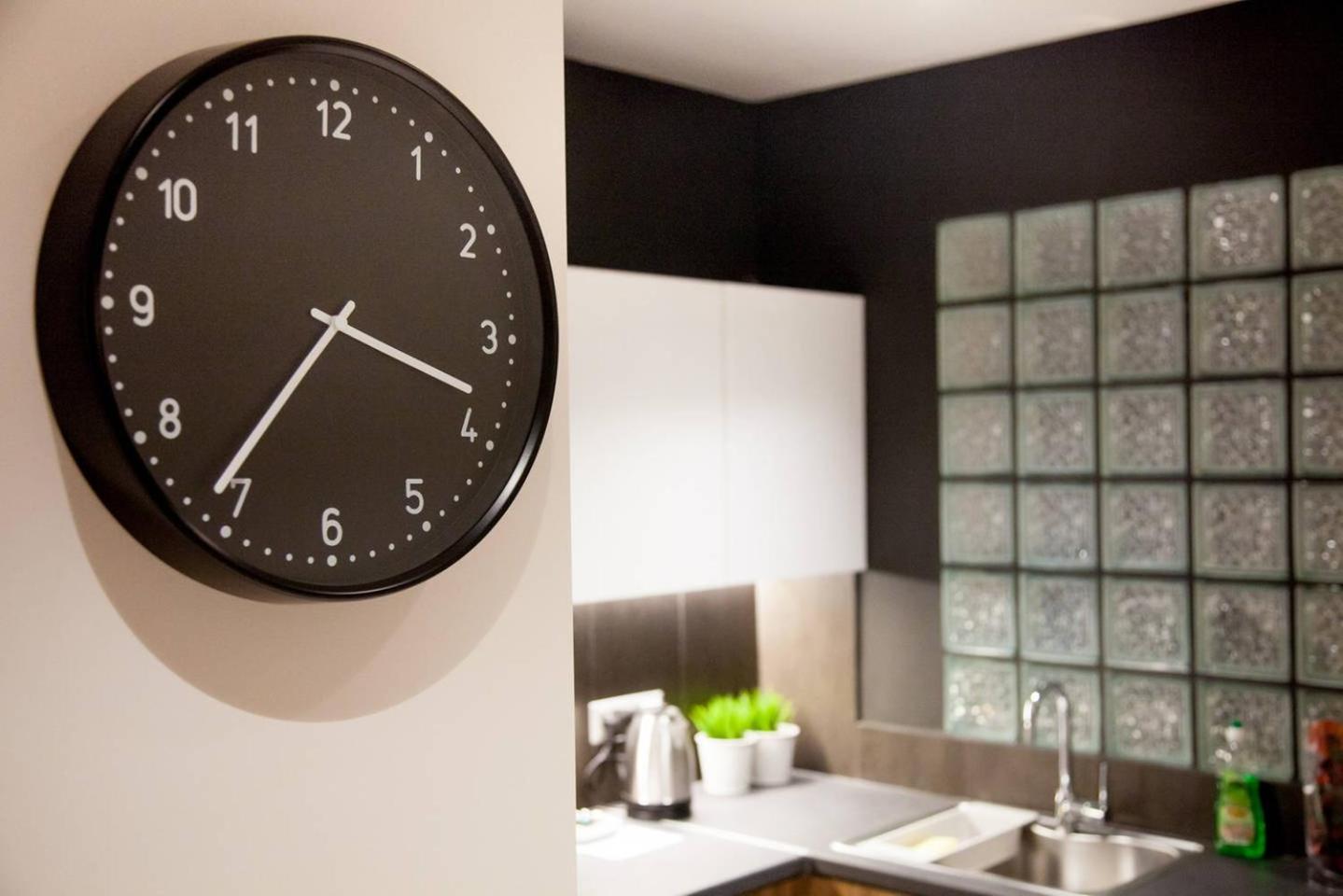 TONI'S Charming Apartment 2BD, close Thisseo Metro