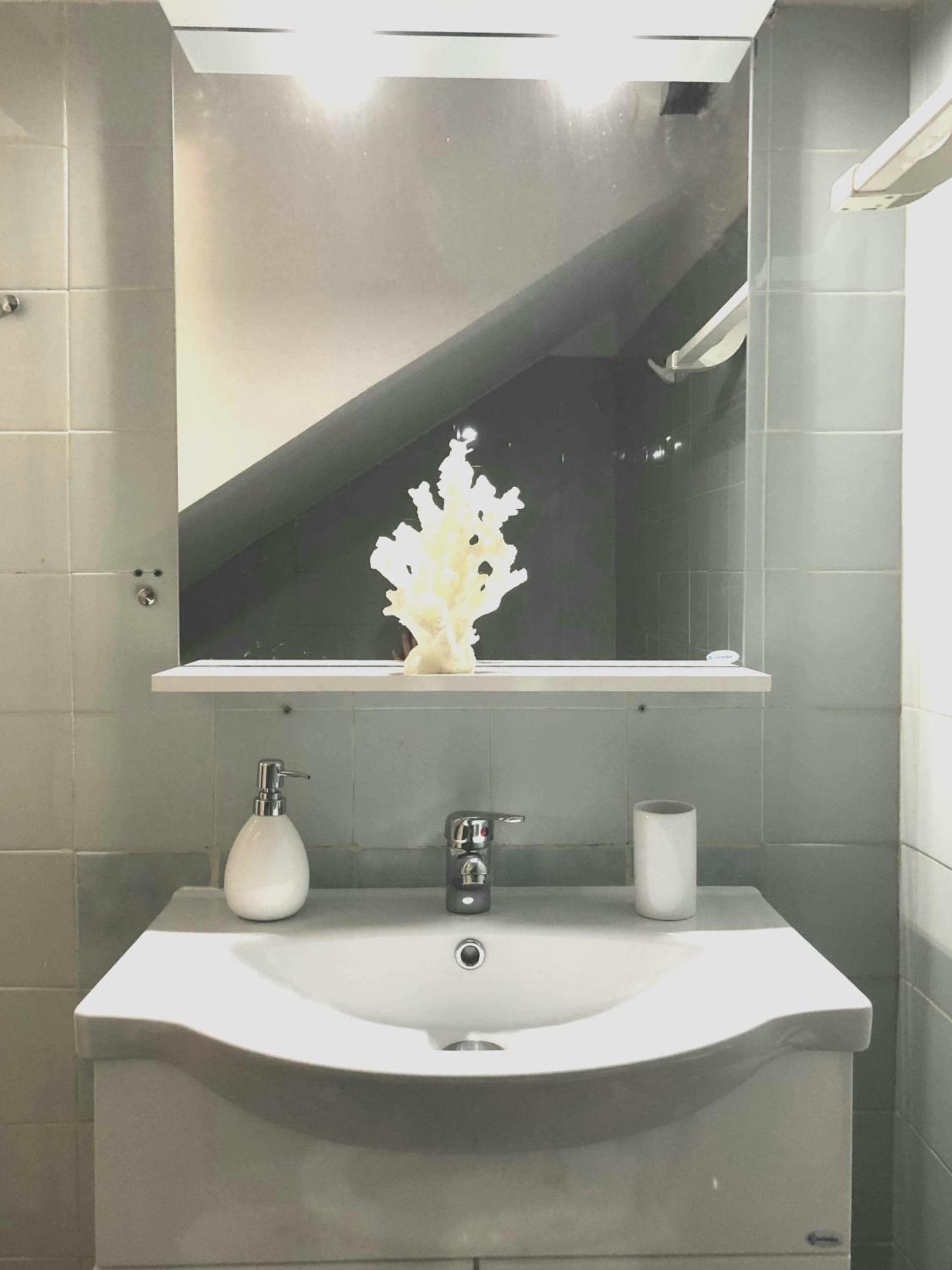 Sea-view maisonette at Sounio view 4