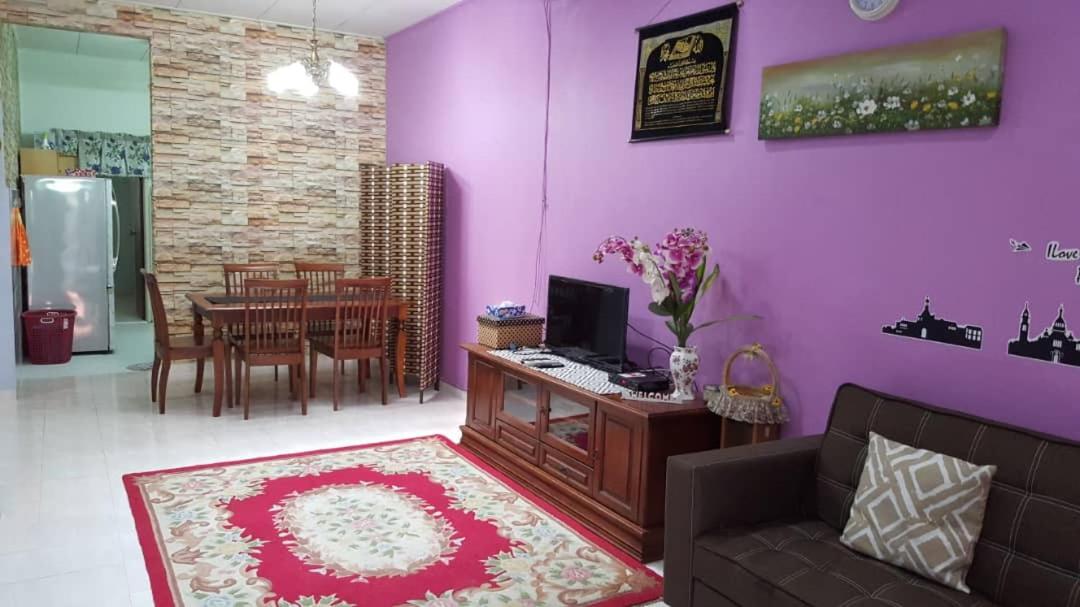 Homestay De MITC Melaka 8 to 10 pax photo 1