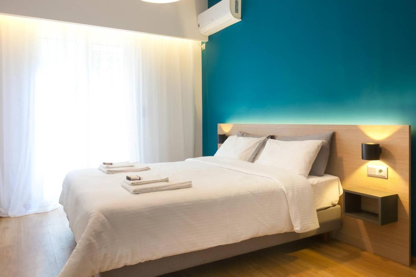 TONI'S Comfy home near Acropolis with Small Garden