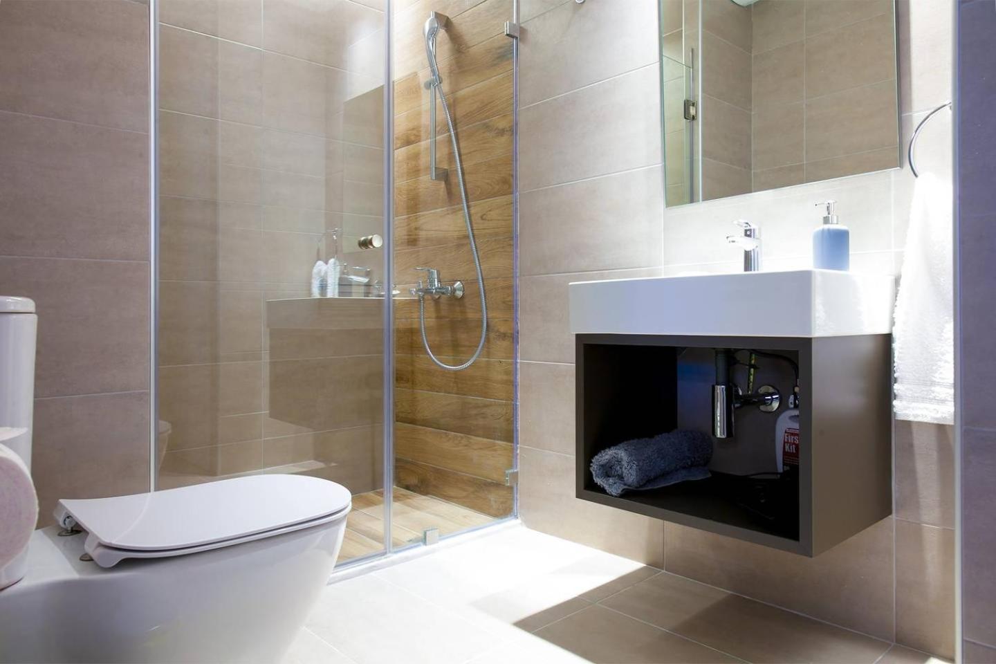 TONI'S Home for couples or business Travellers 1BD