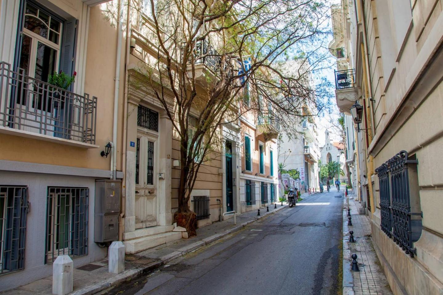 TONI'S Cosy Apartment next to Syntagma Square