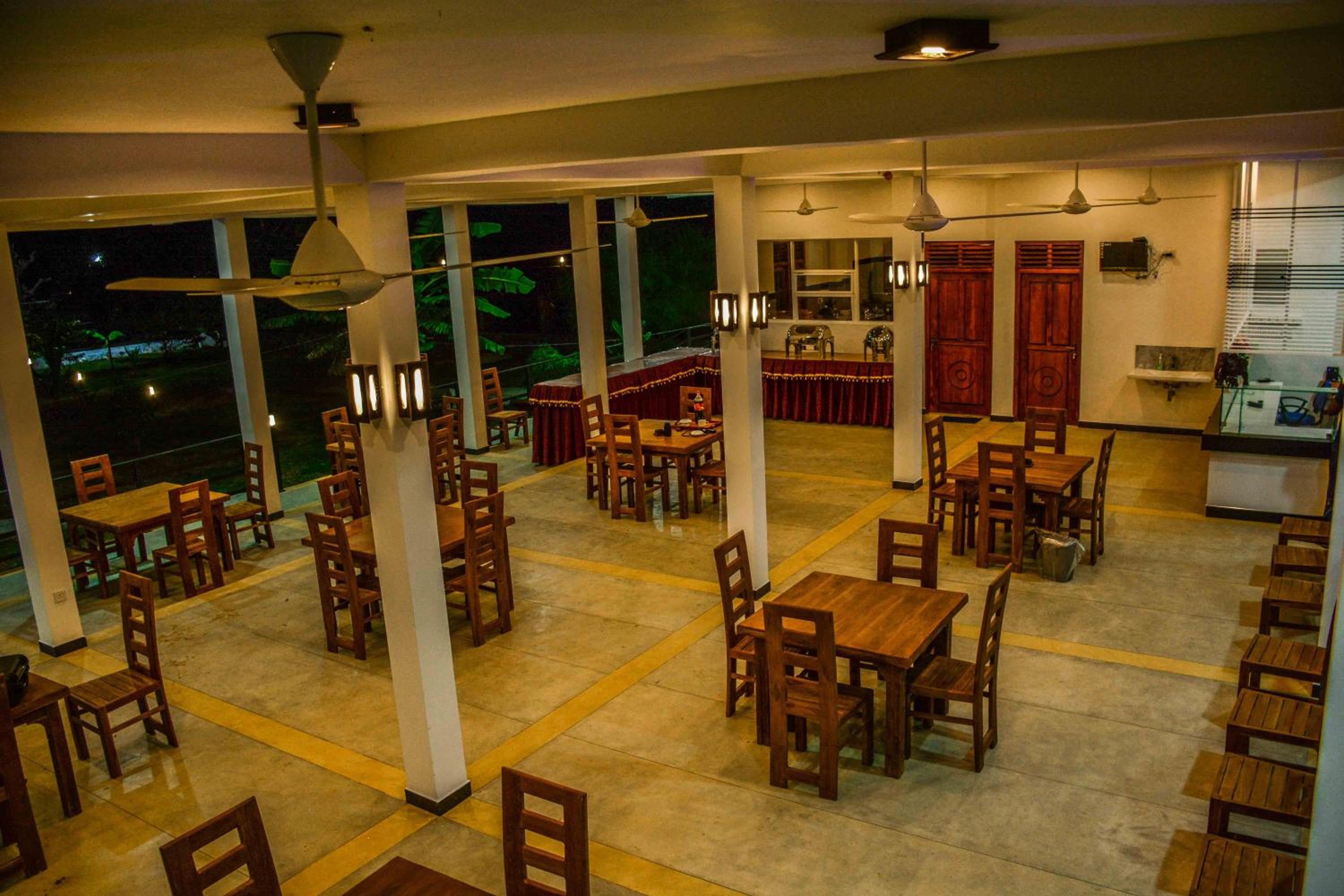 Lake Villa Resort