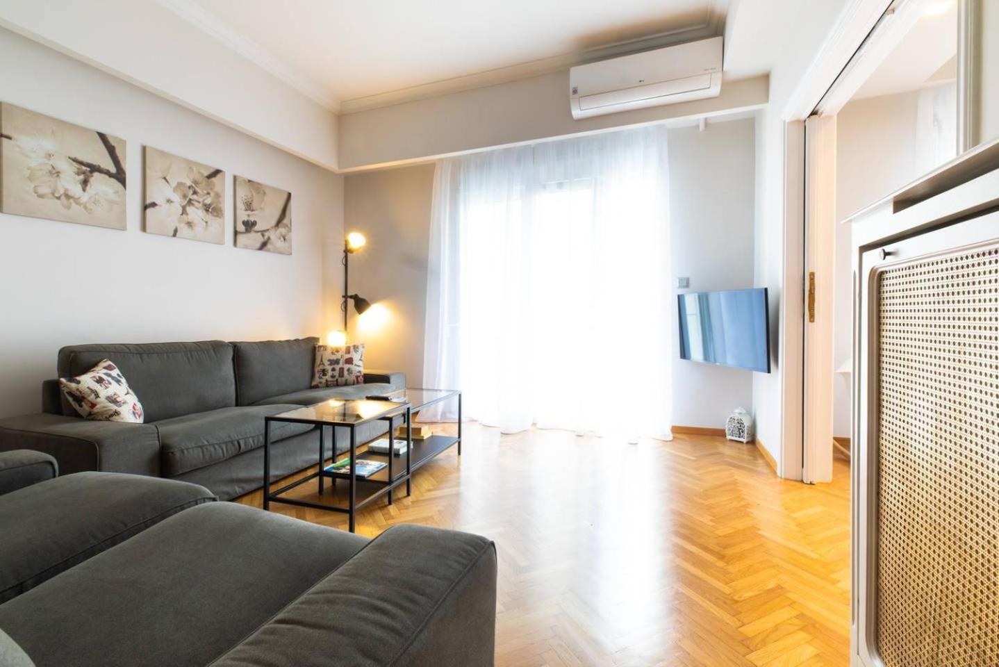 TONI'S Spacious 3BD Home for families in Centre