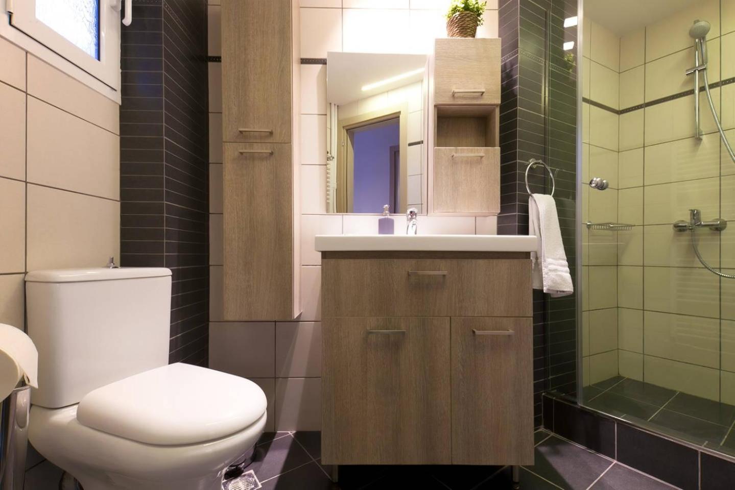TONI'S 2BD Modern flat in Koukaki near Acropoli