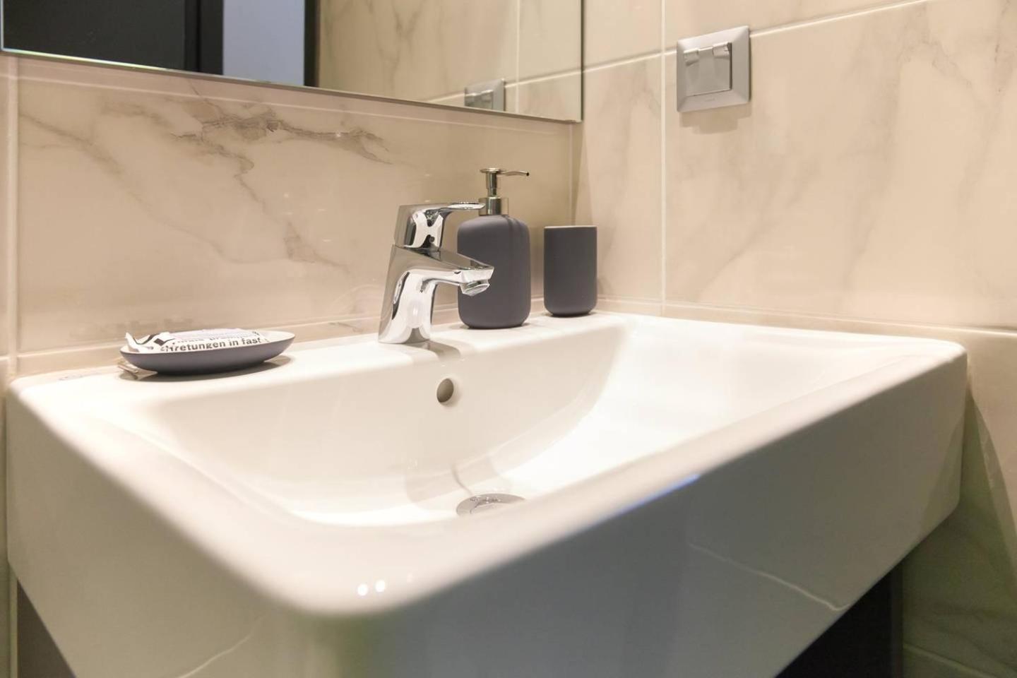 TONI'S STUDIO for couples near ACROPOLIS Museum