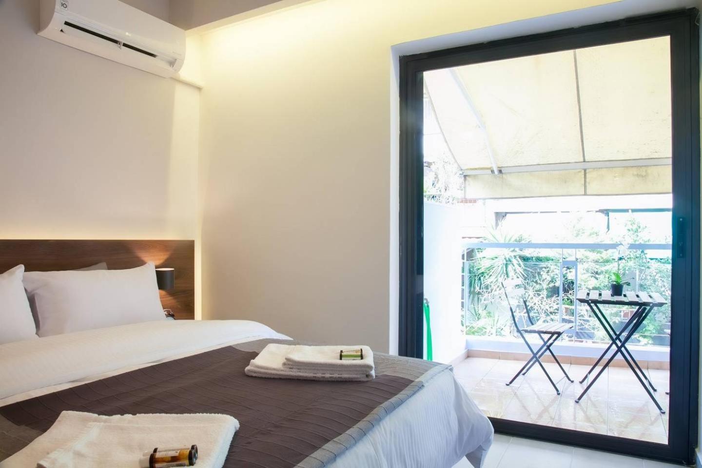 TONI'S STUDIO for couples near ACROPOLIS Museum