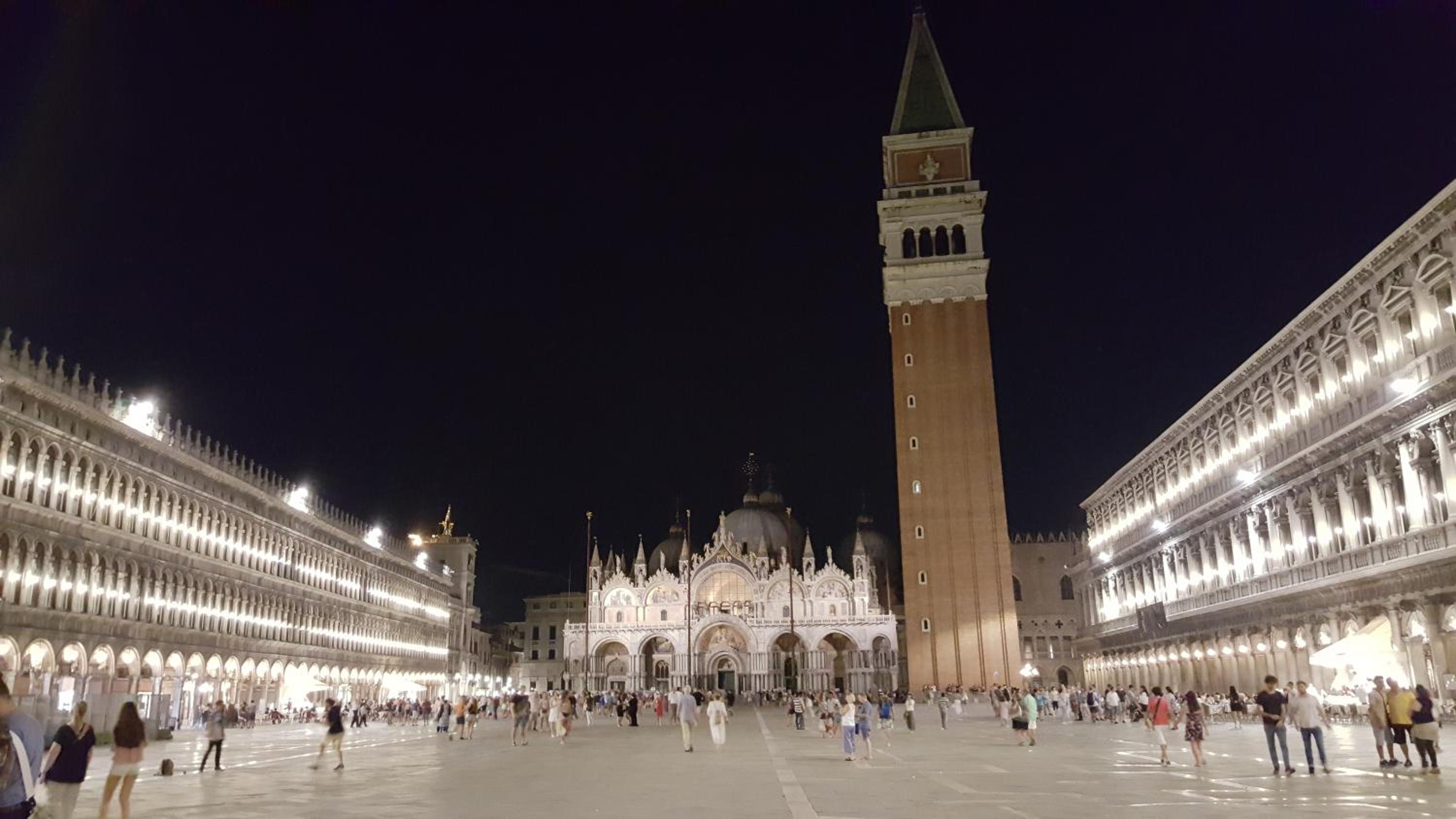 La Corte Incantata (alla Biennale)