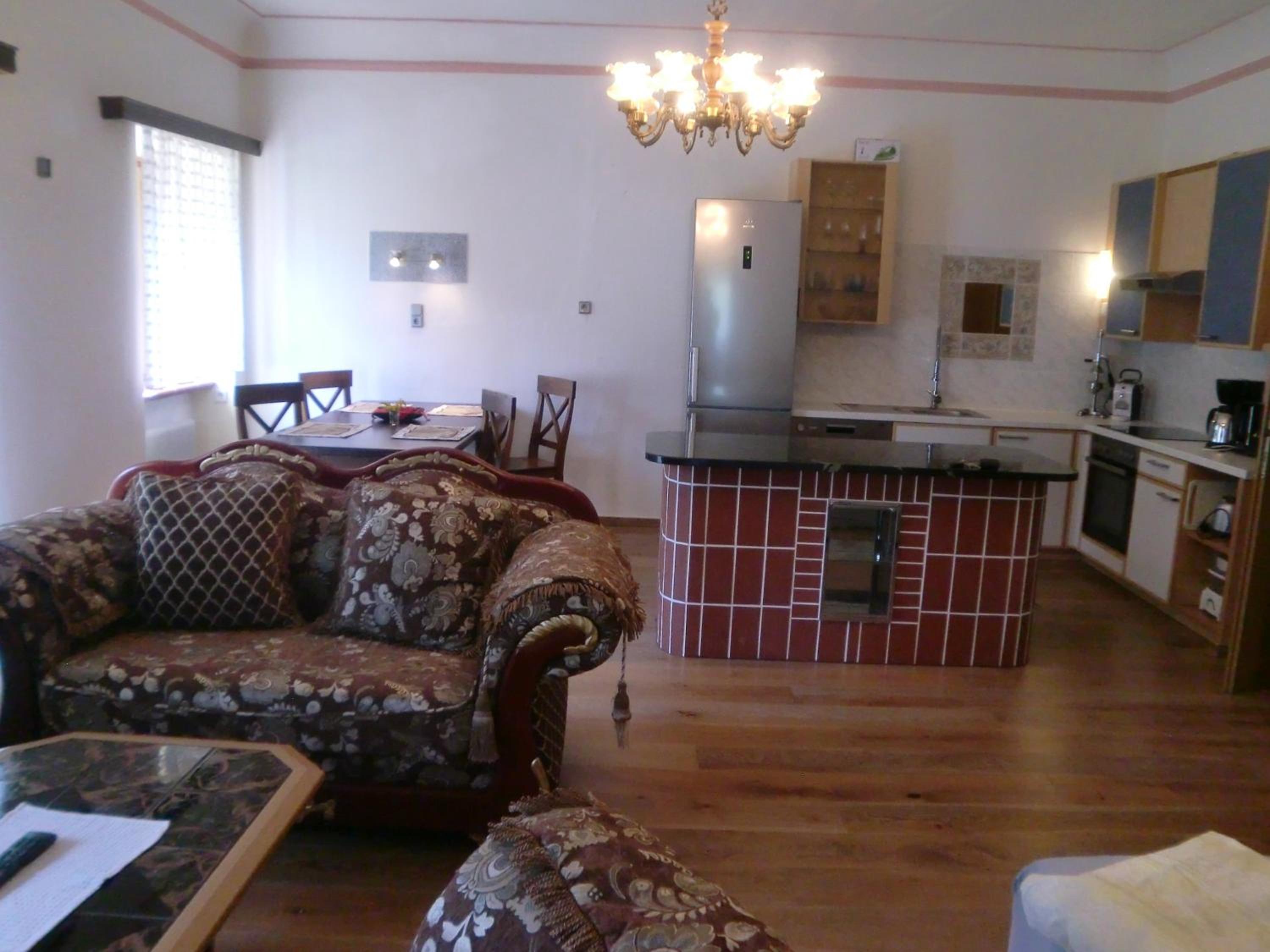 Garten- & Loggia-Appartement HERRENHAUS