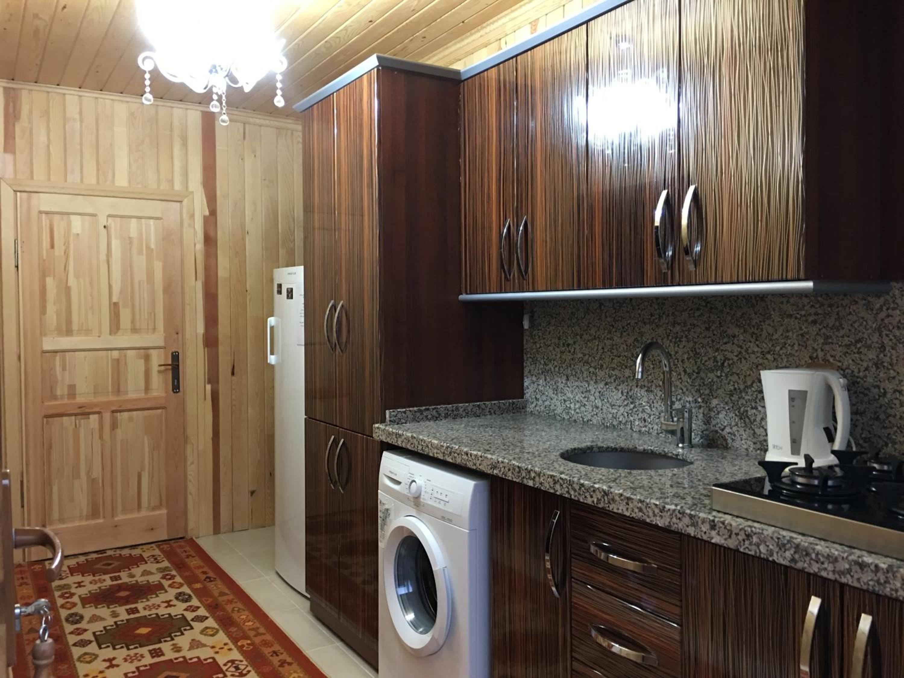 Yüce Suite