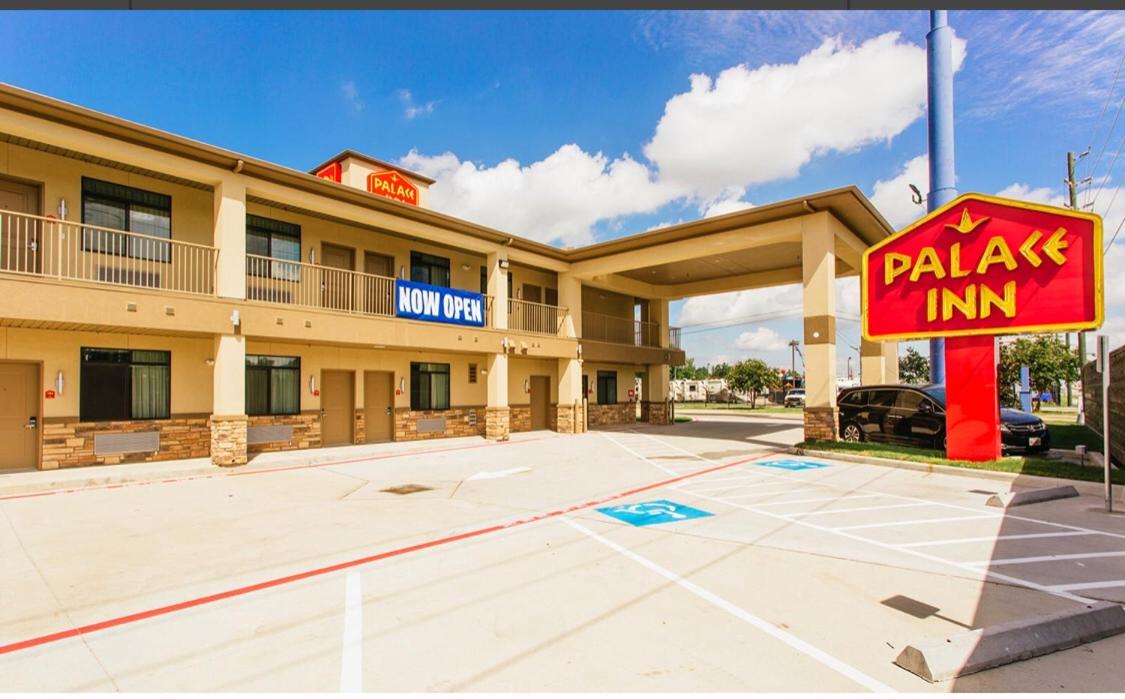Palace Inn