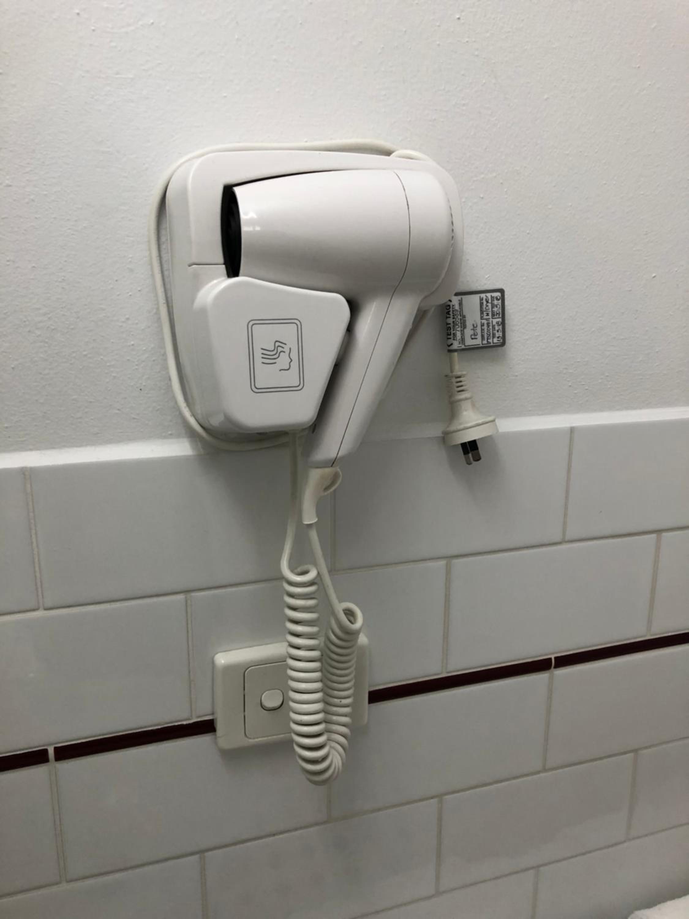 Photo 18