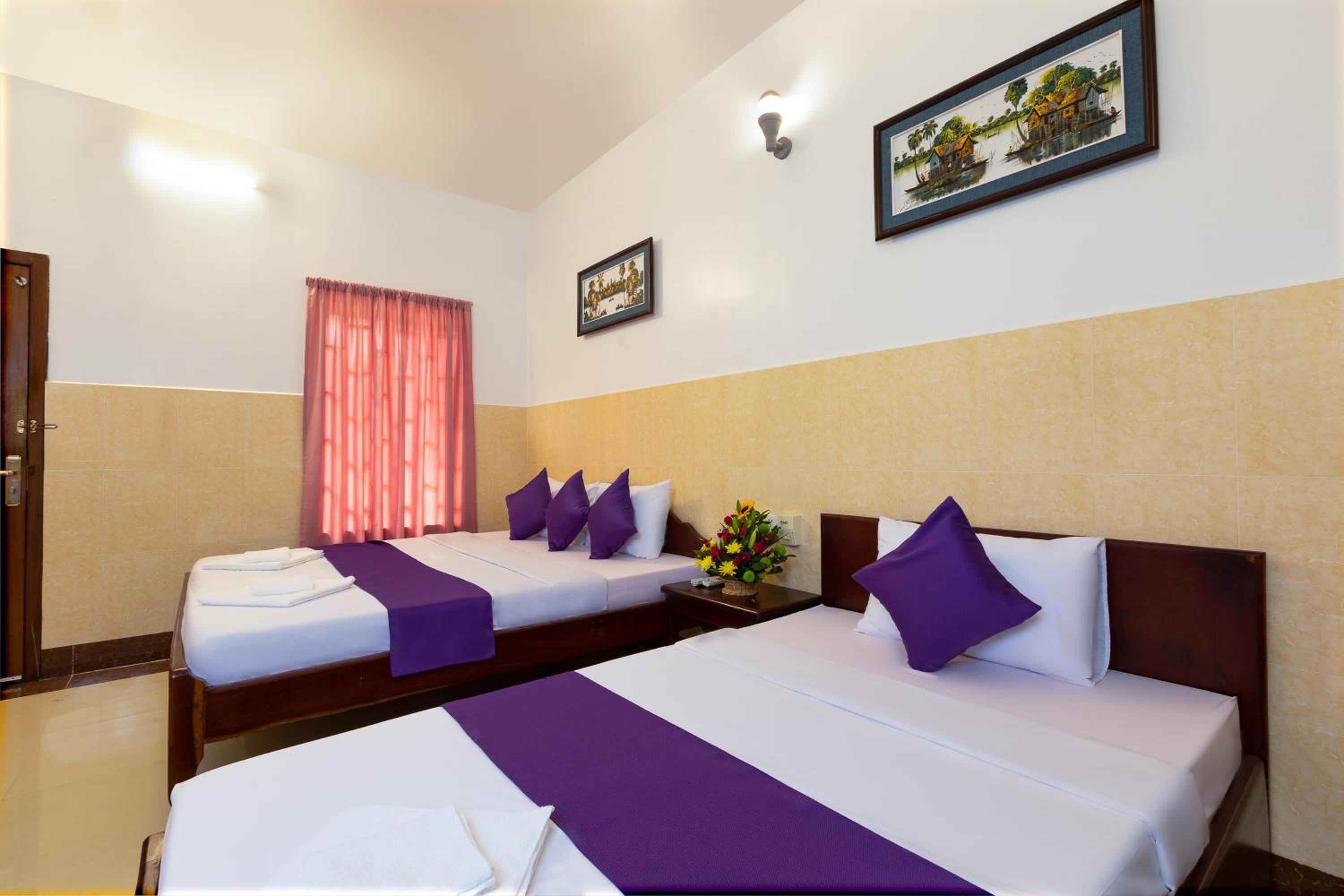 Botoum Hostel