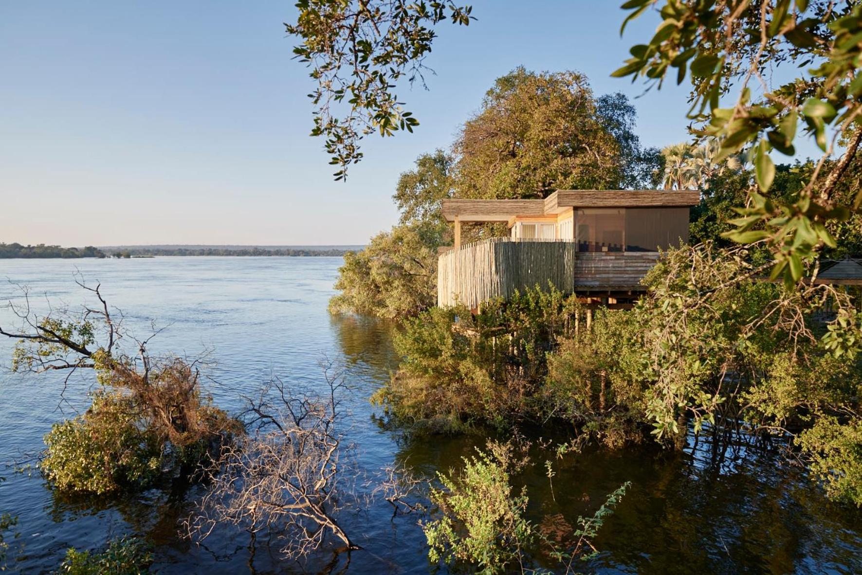 Victoria Falls River Lodge