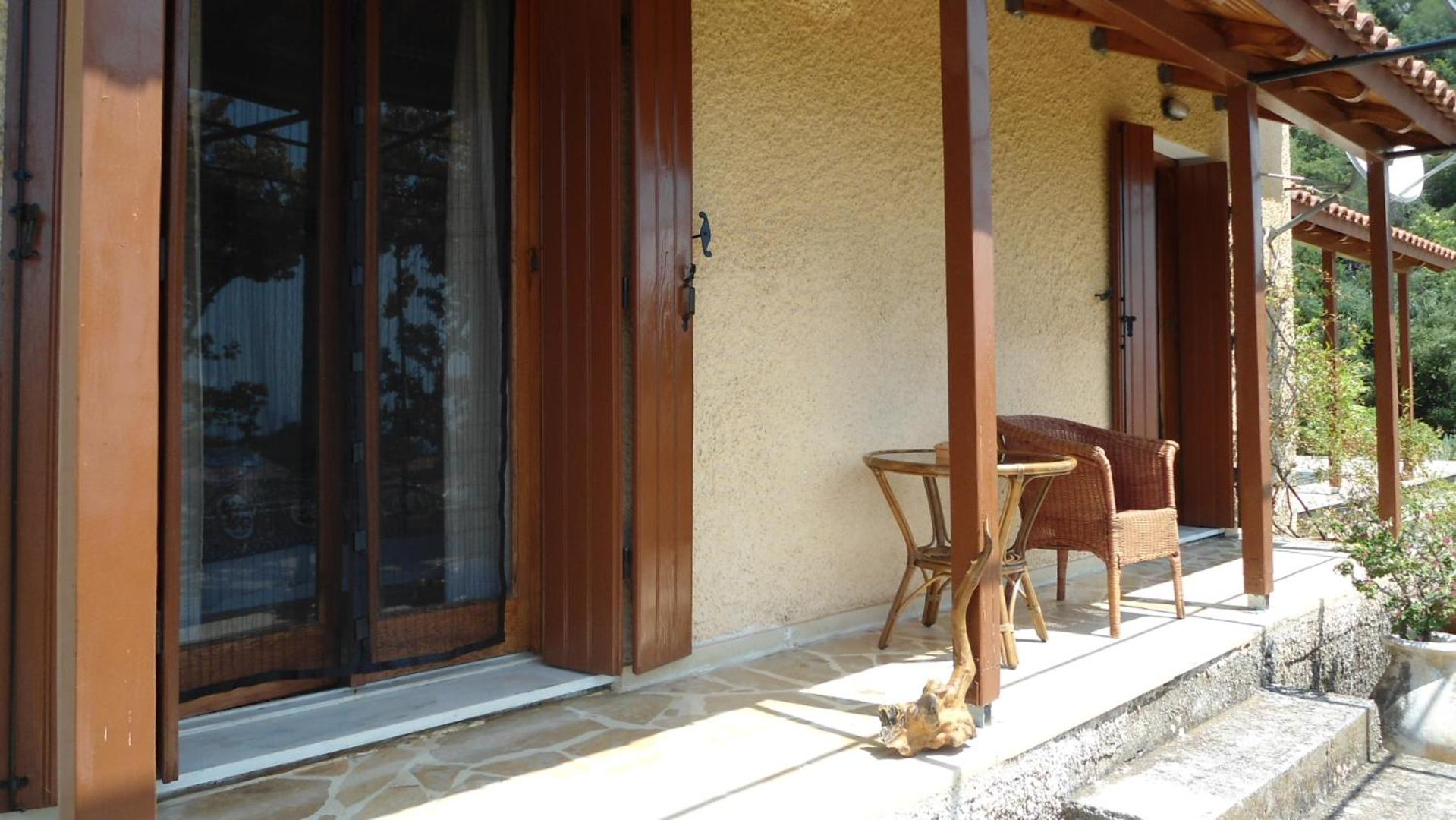 Photo 43