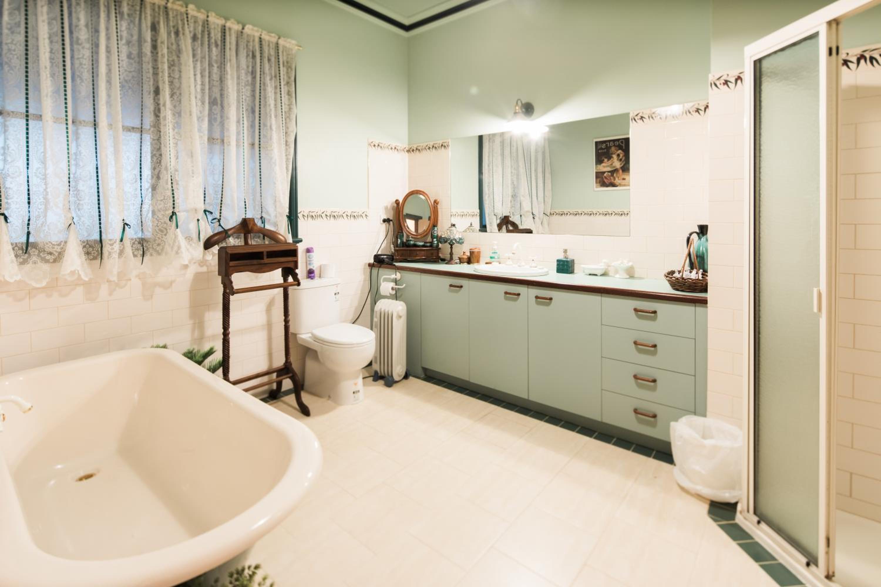 Rustic Refuge Guesthouse