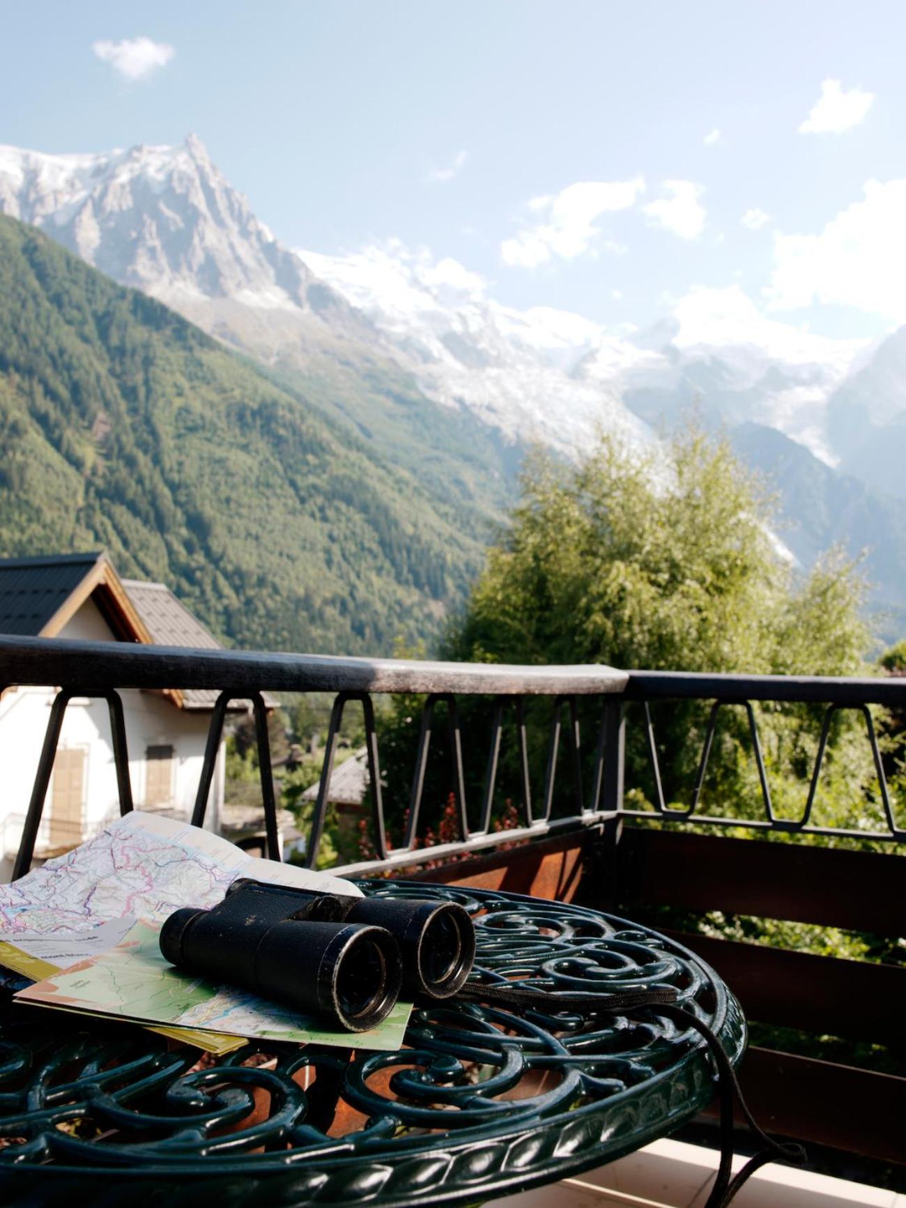 Aran Apartment - Chamonix view 2