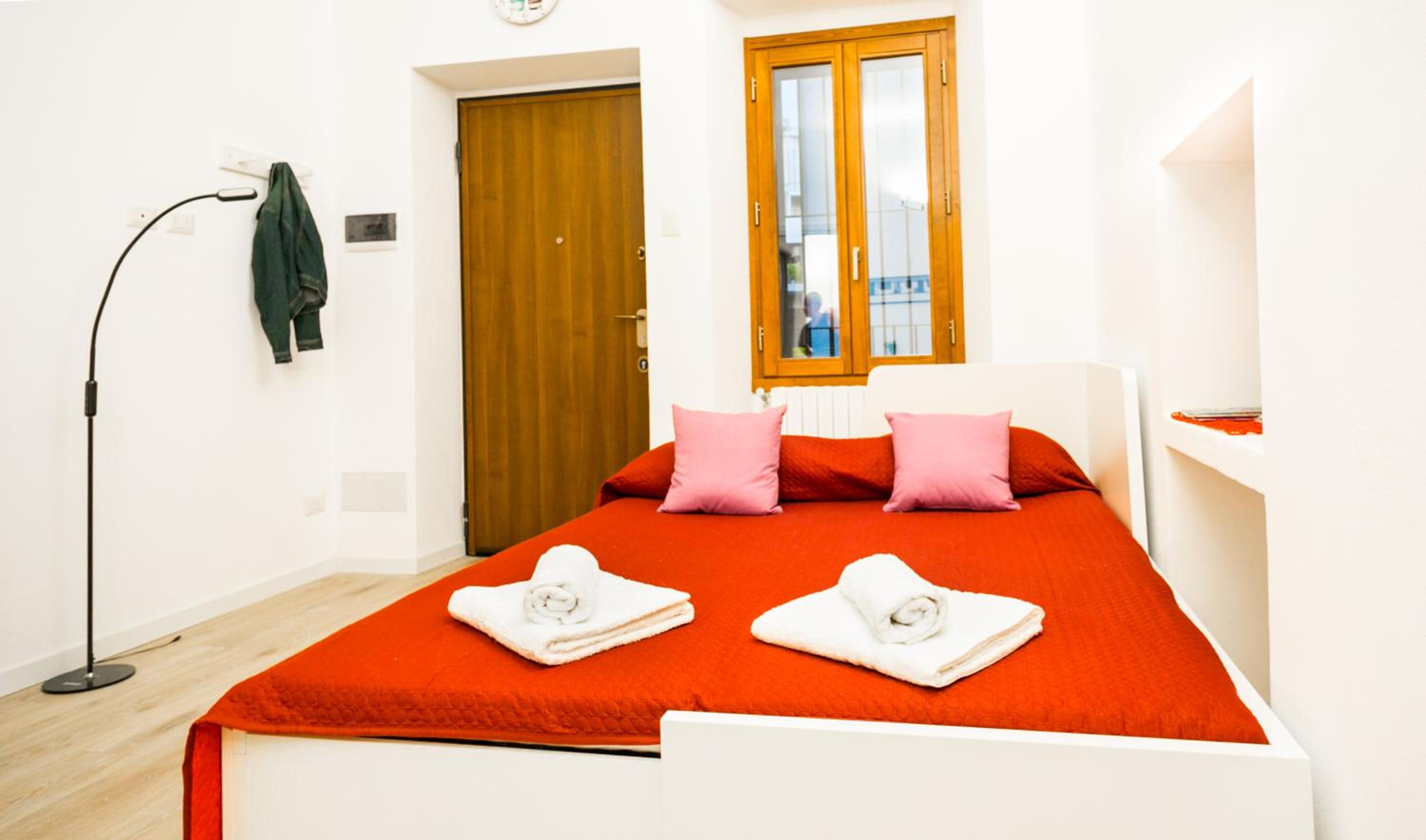 LikeHome Milano - Via Crema