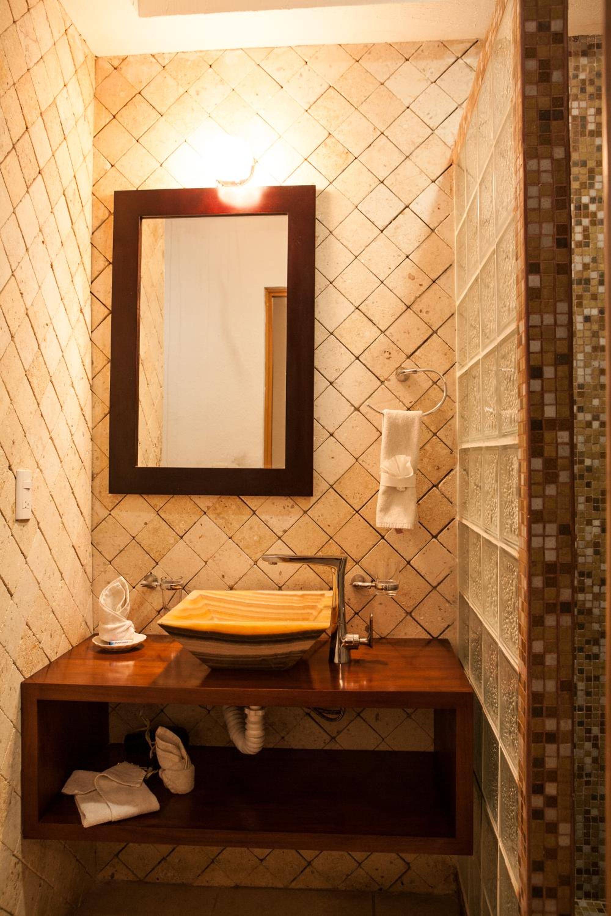 Photo 31