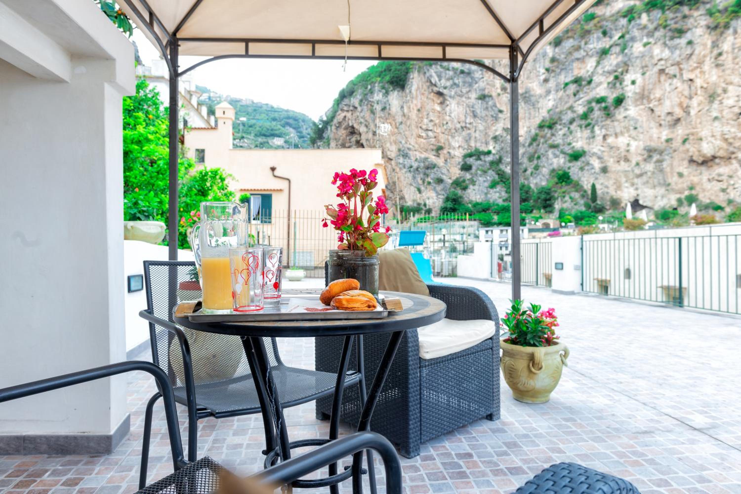 balance & terrace
