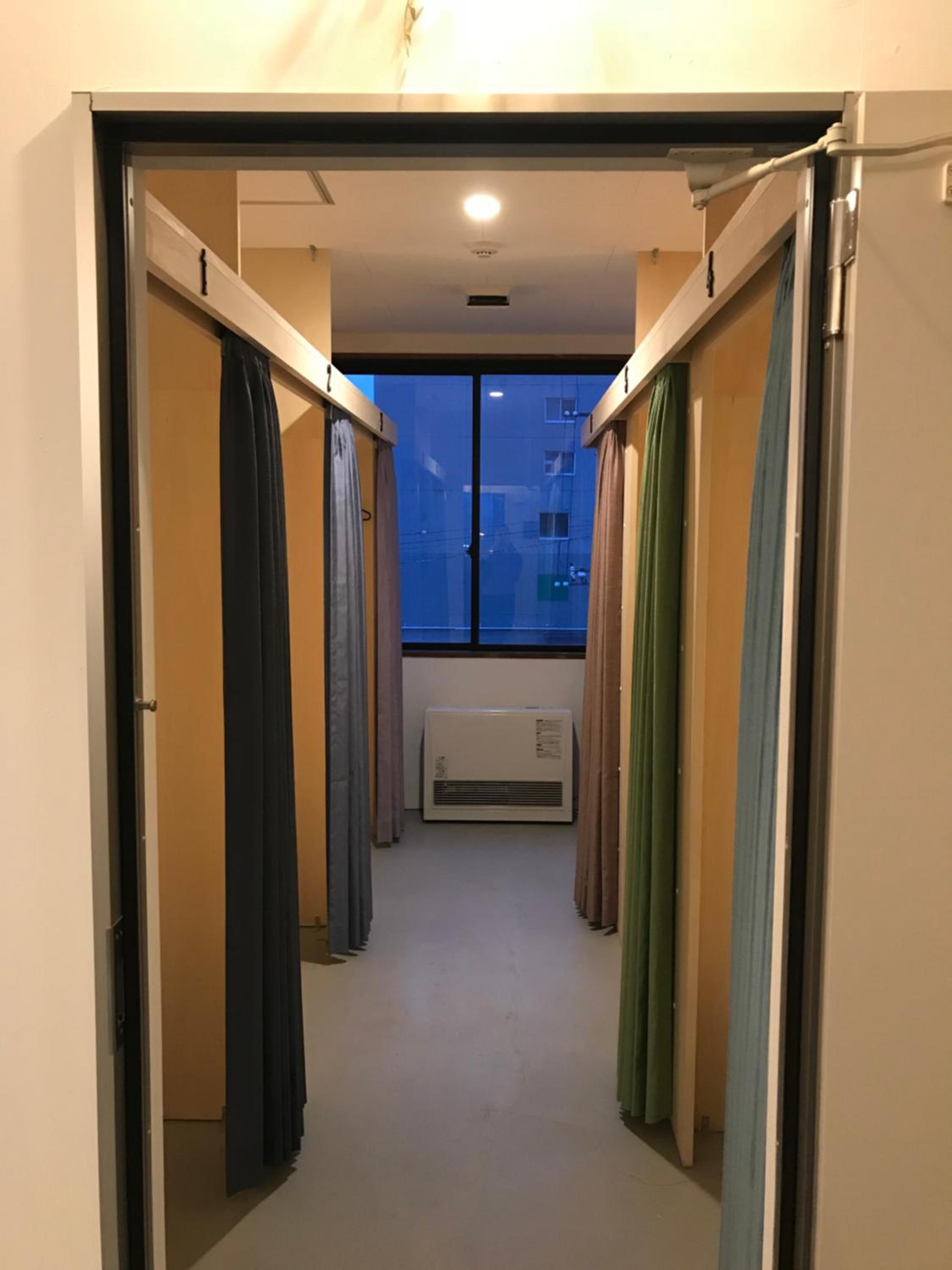 Guest House Proof Point view 3