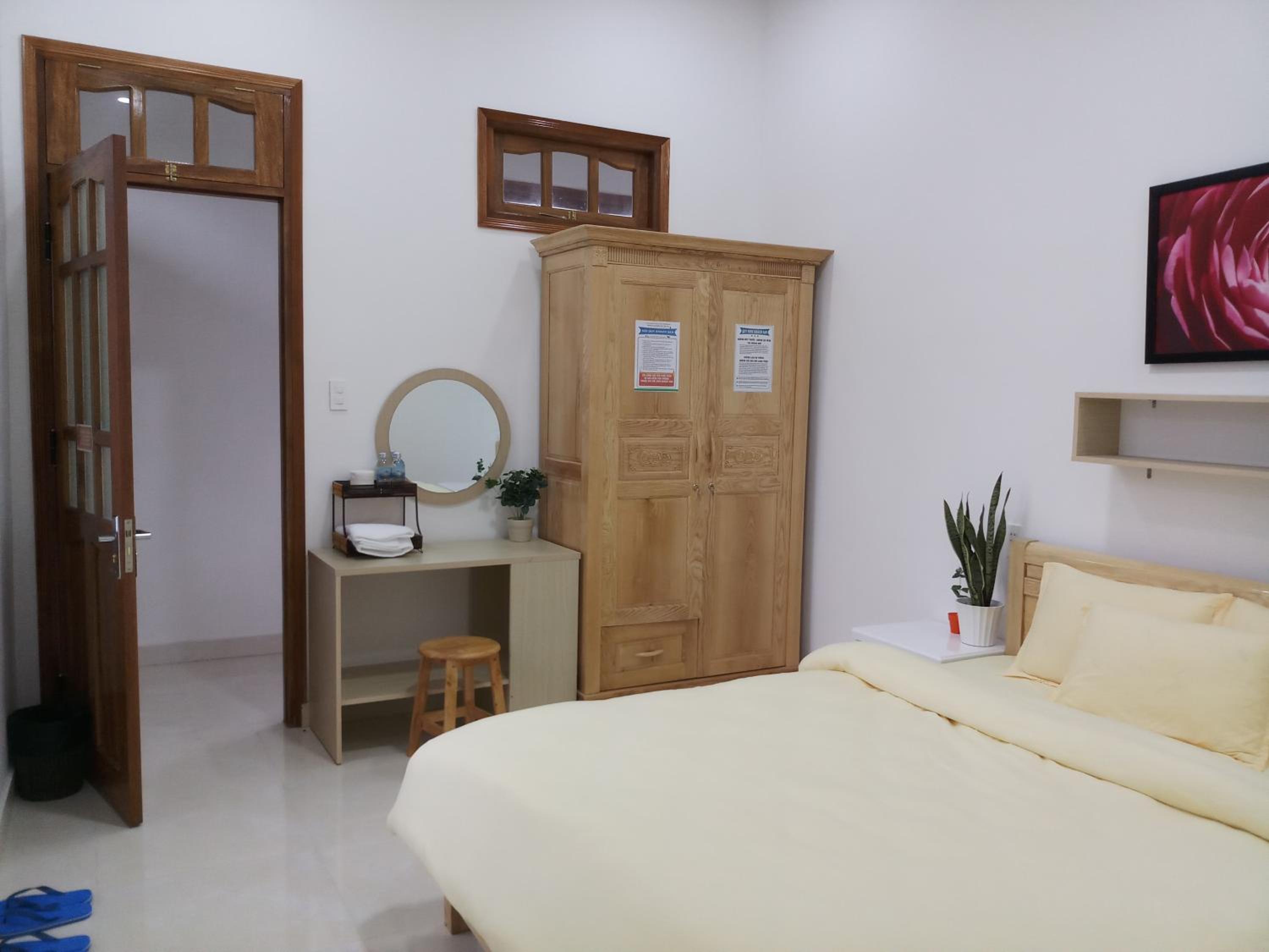 Strawberry Hotel Dalat view 2
