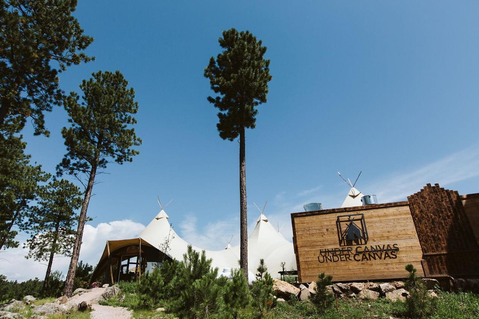 Under Canvas Mount Rushmore