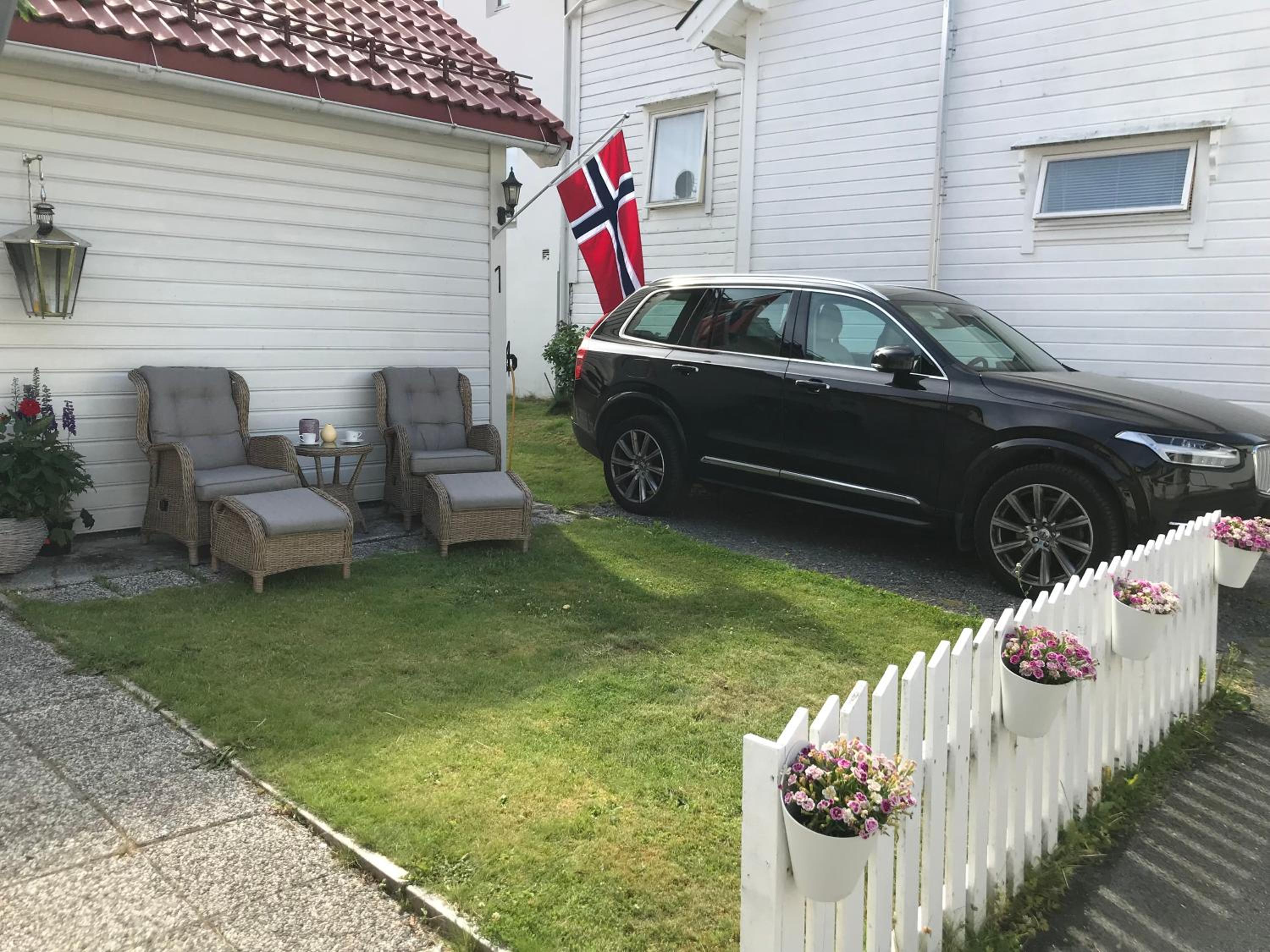 Koselig Landsbyhus i Nordfjord