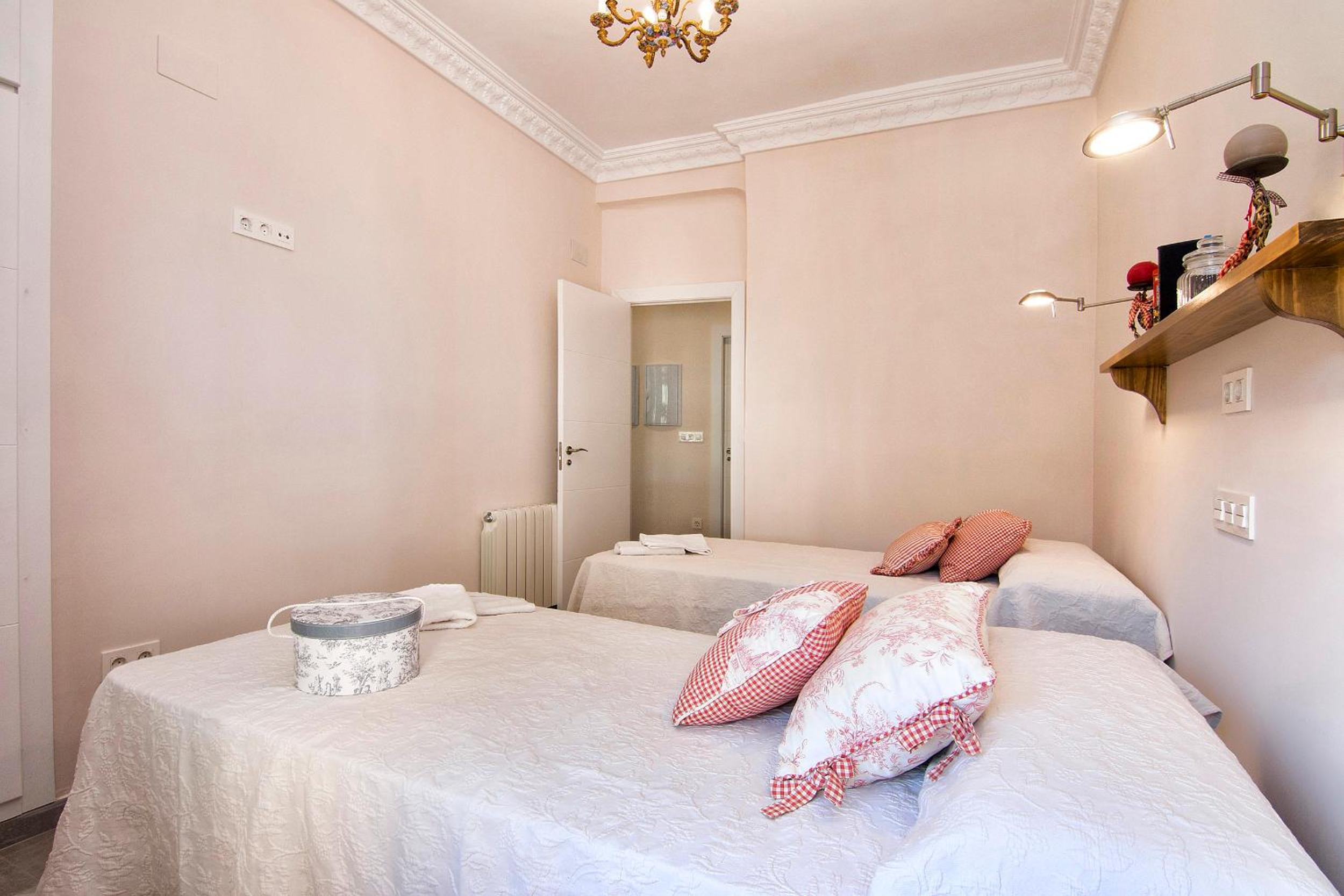 Bright & Elegant City Centre 3 bedroom Apartment