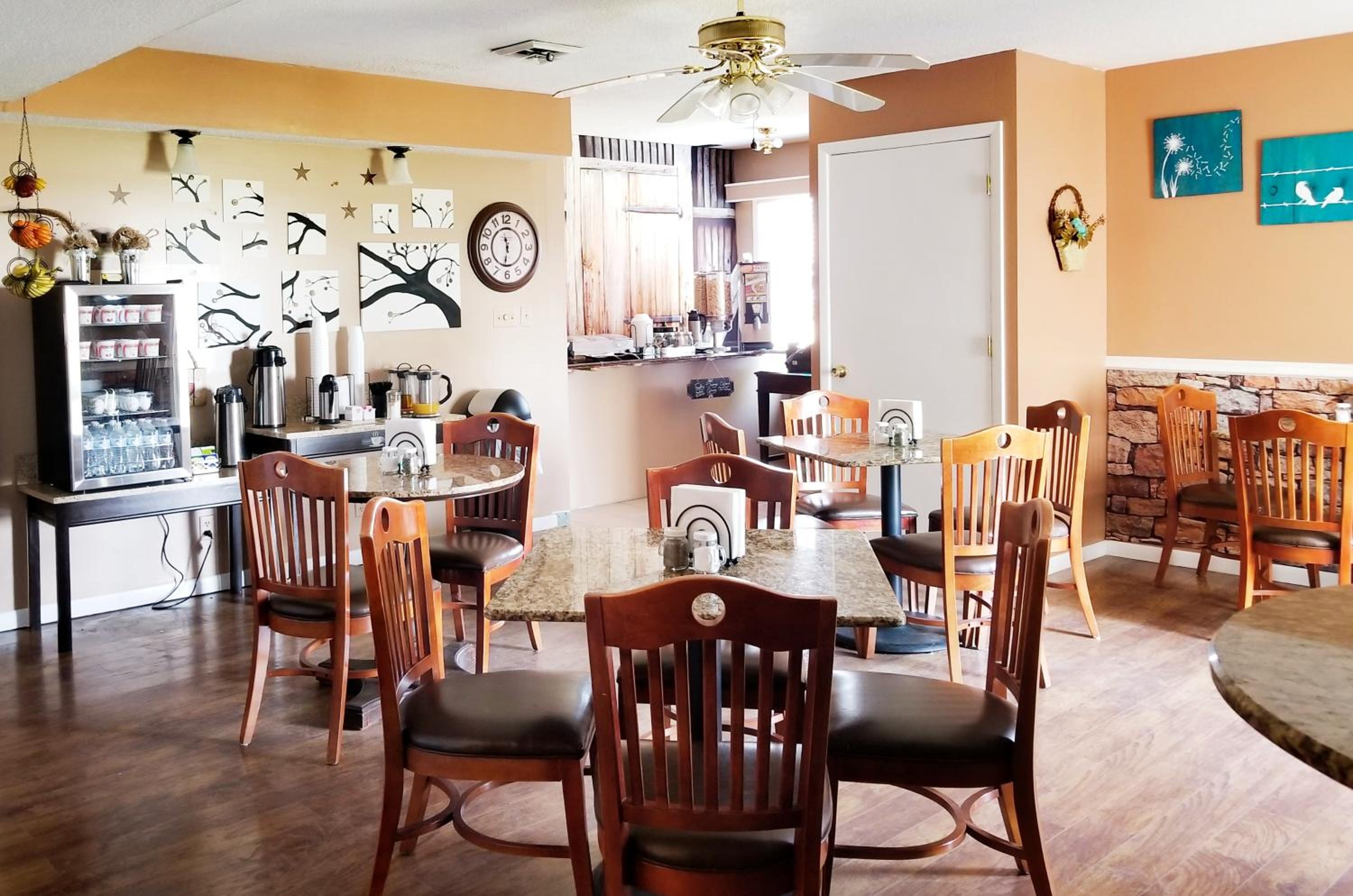 Kansas Country Inn - Property Image 38