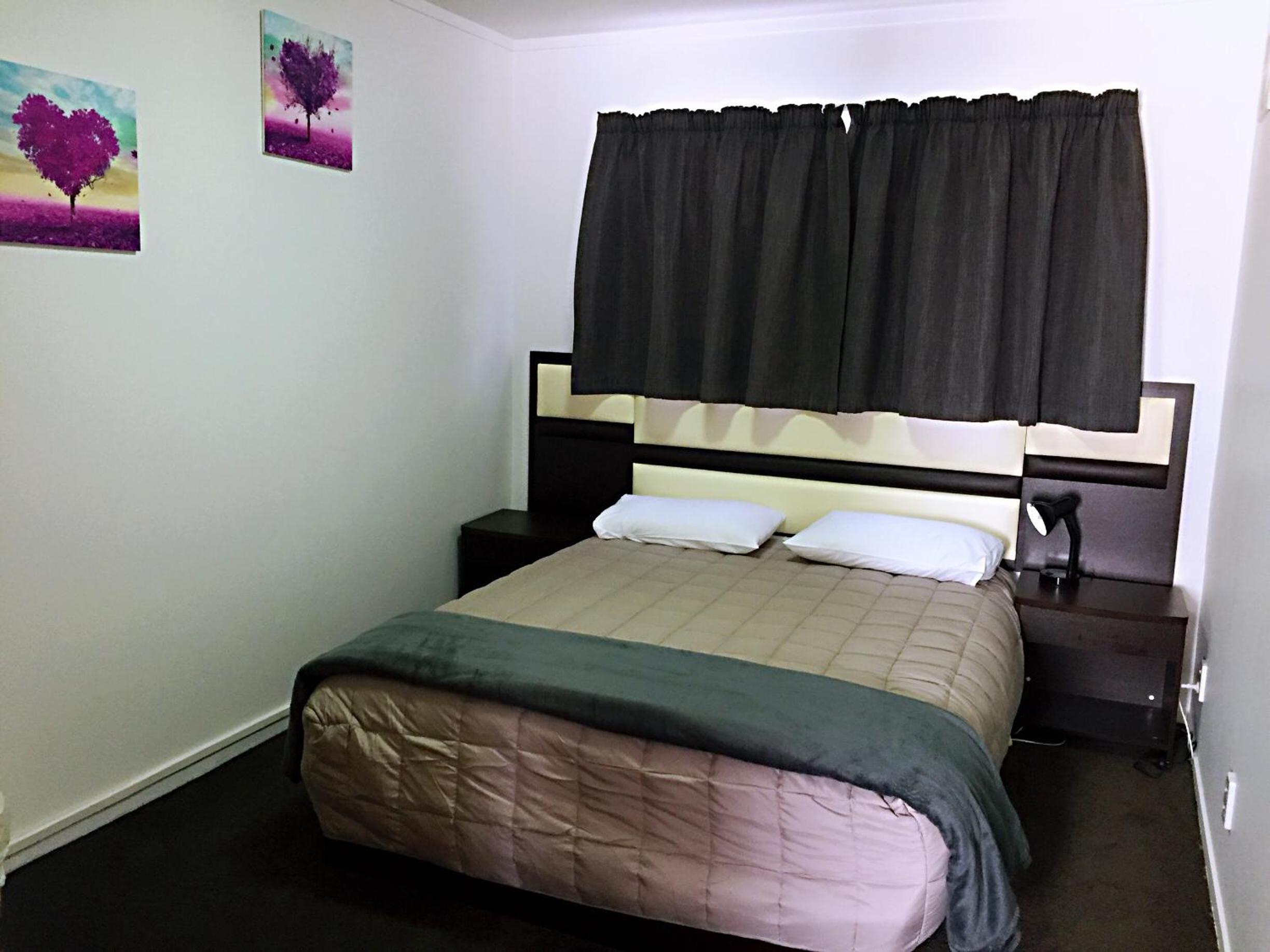 Grosvenor Motel