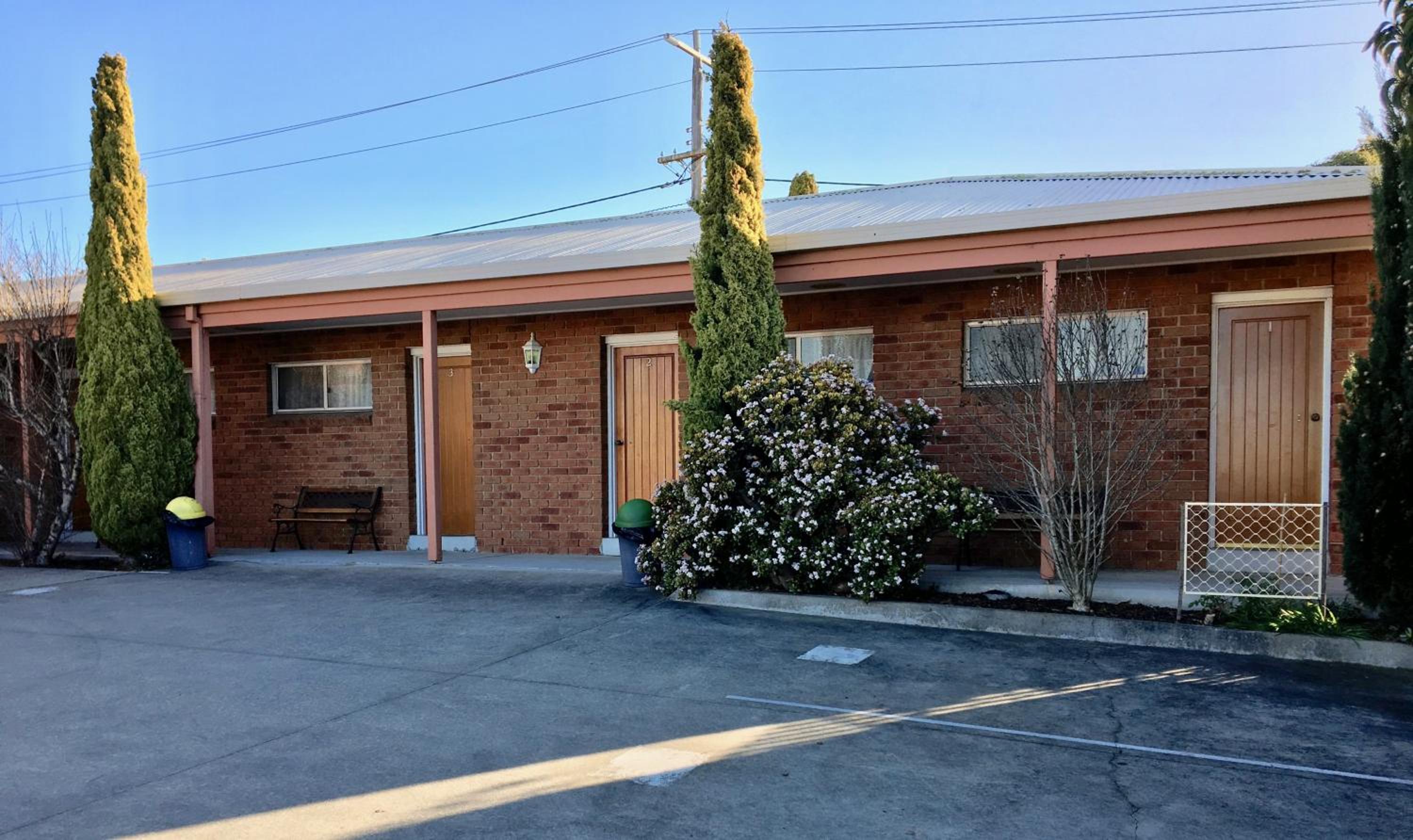 Inverloch Central Motor Inn