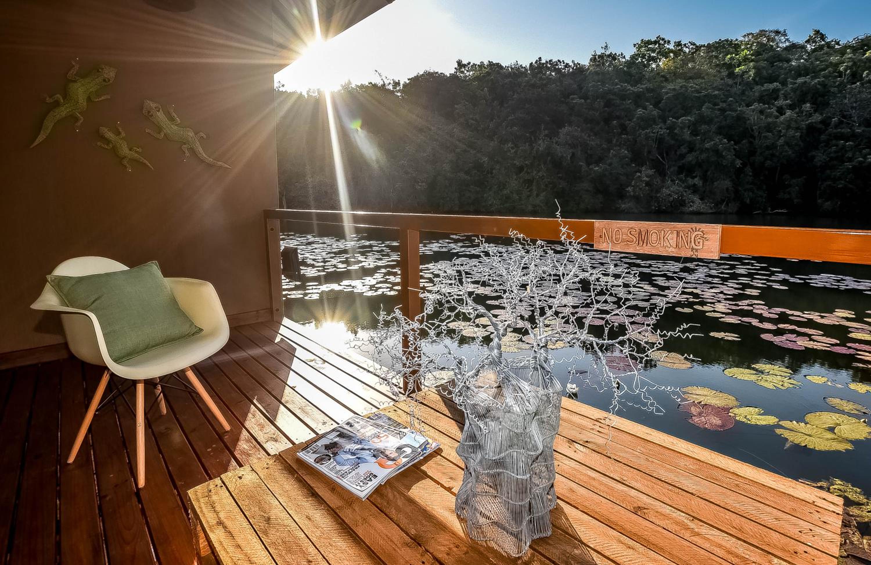 Bambuu Lakeside Lodge