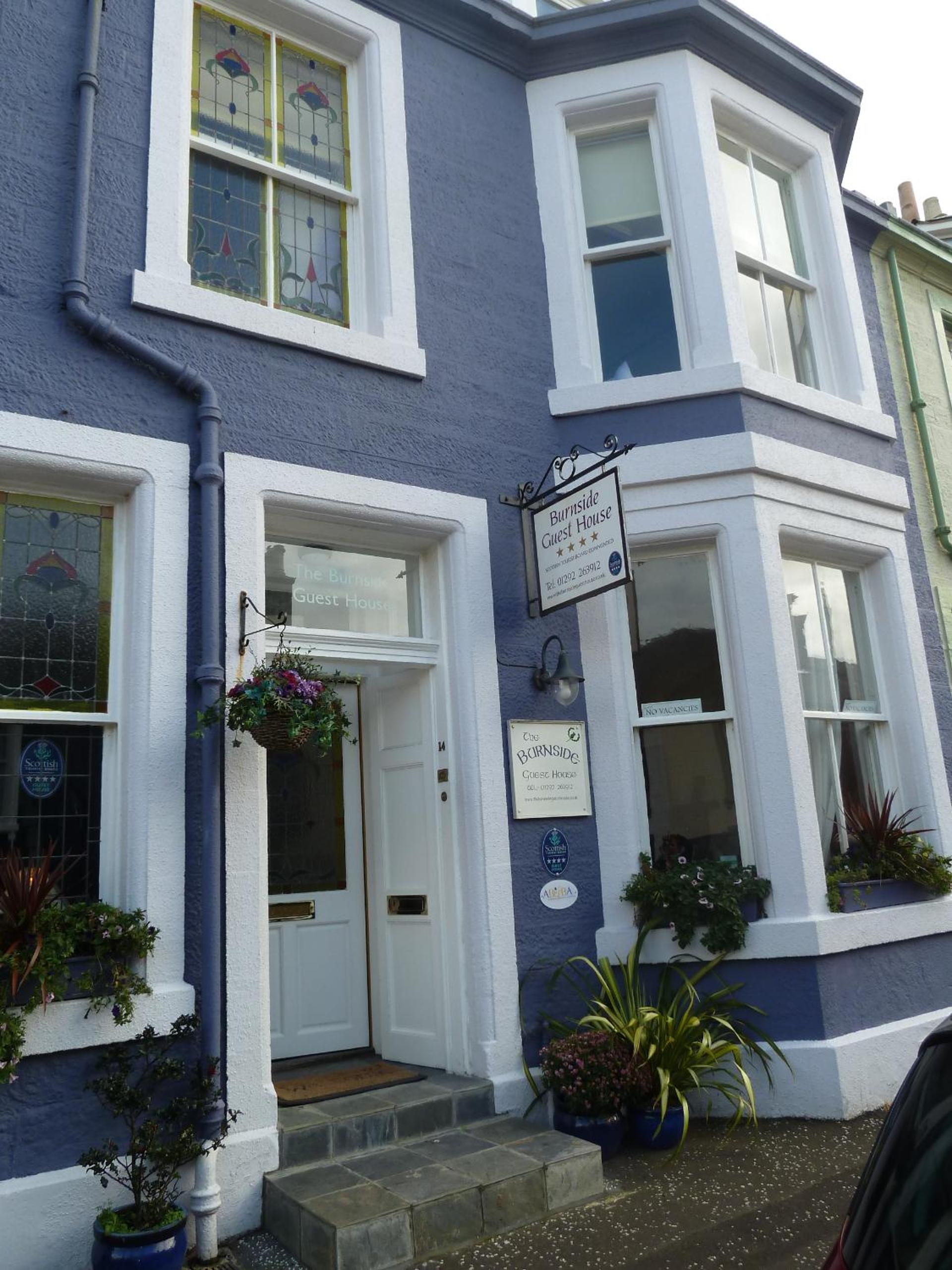 Hotel Burnside Guest House - Image 1