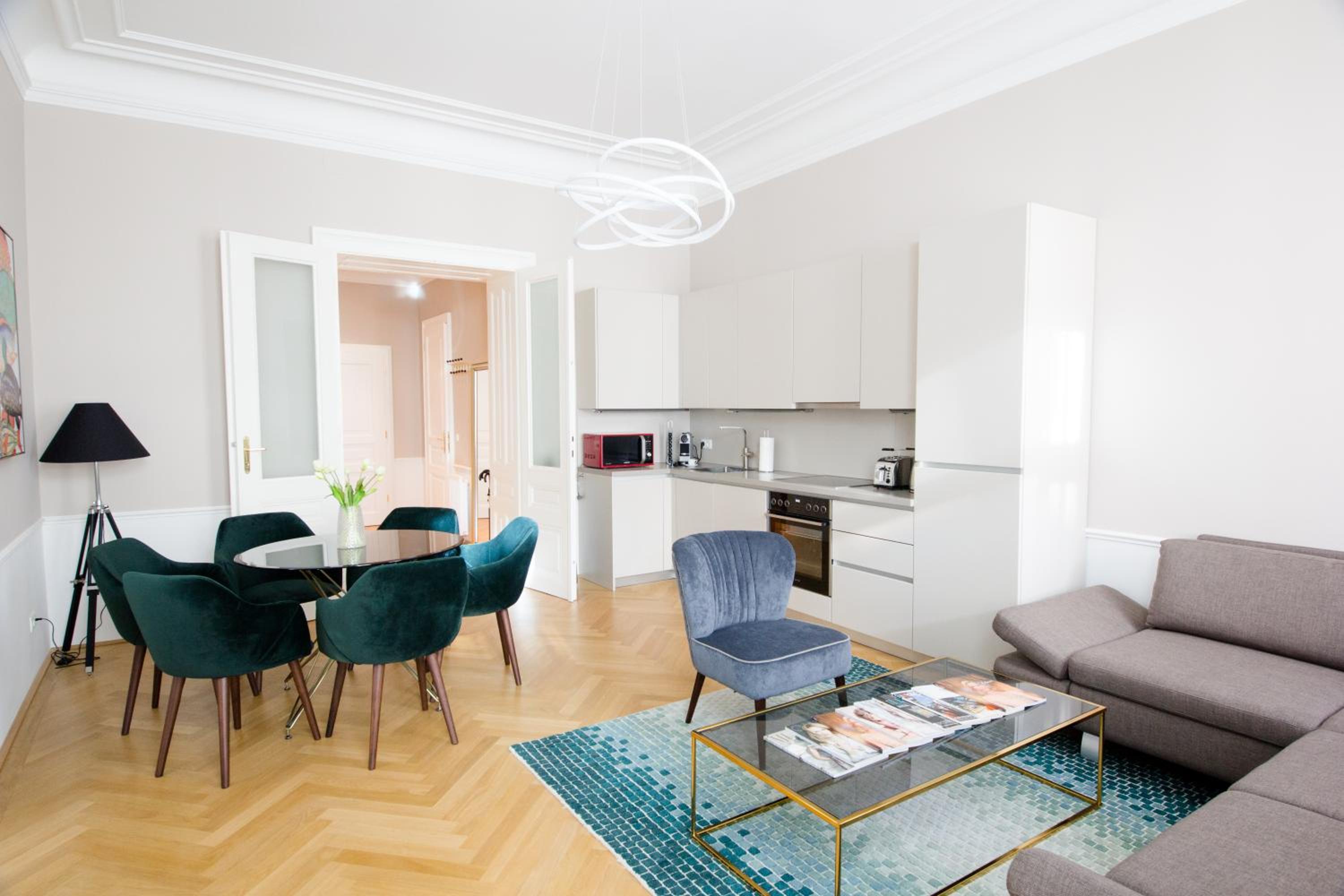 Studio Apartments Urania - Mai's Apartments
