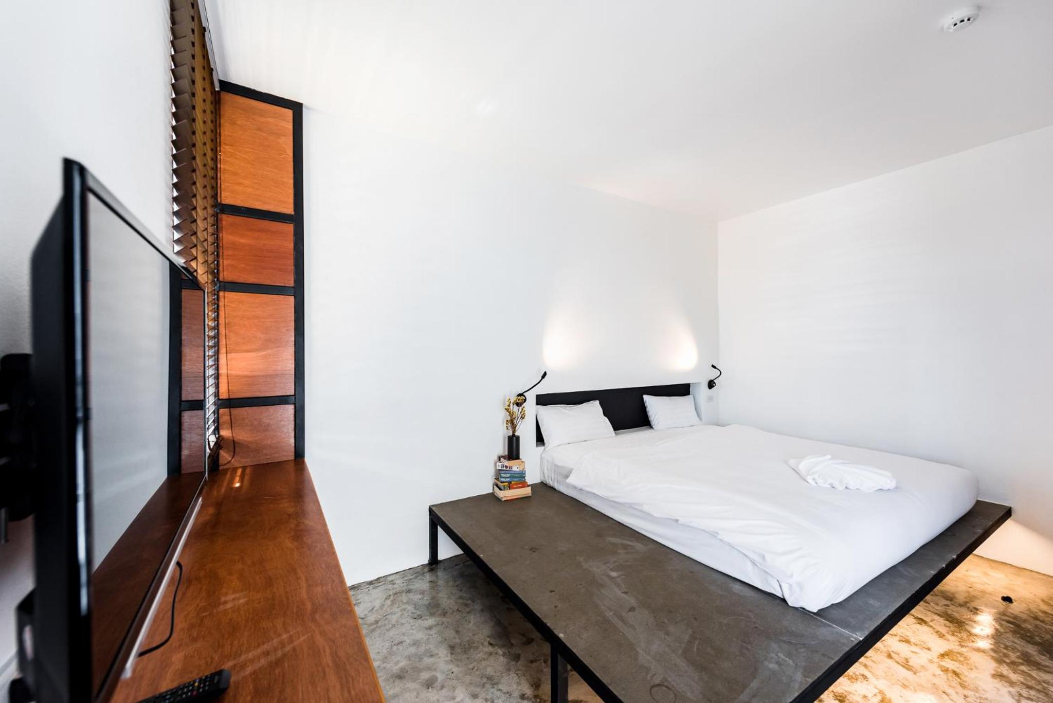 Book a Bed Poshtel - SHA Plus