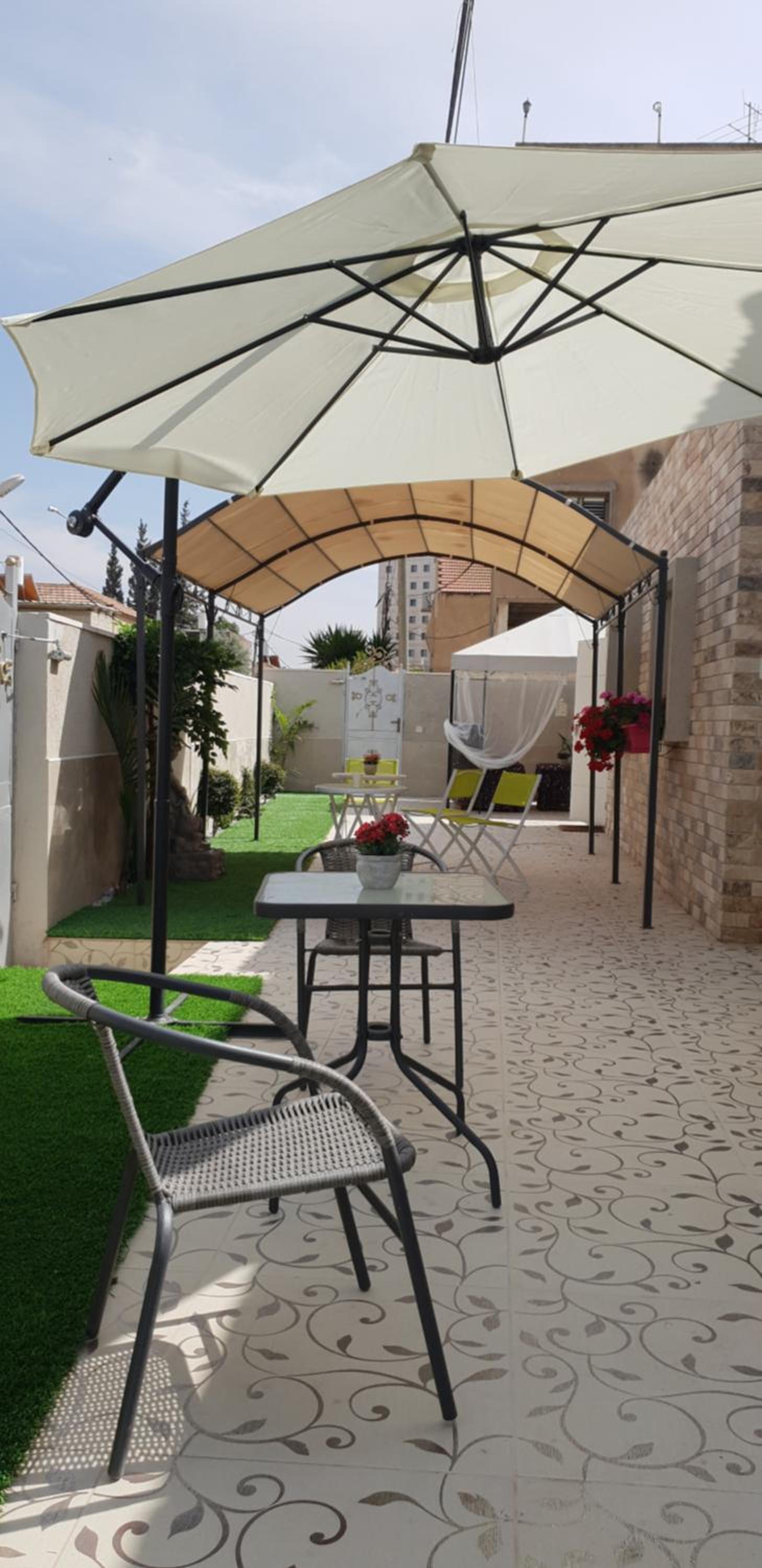 Shahal Apartments