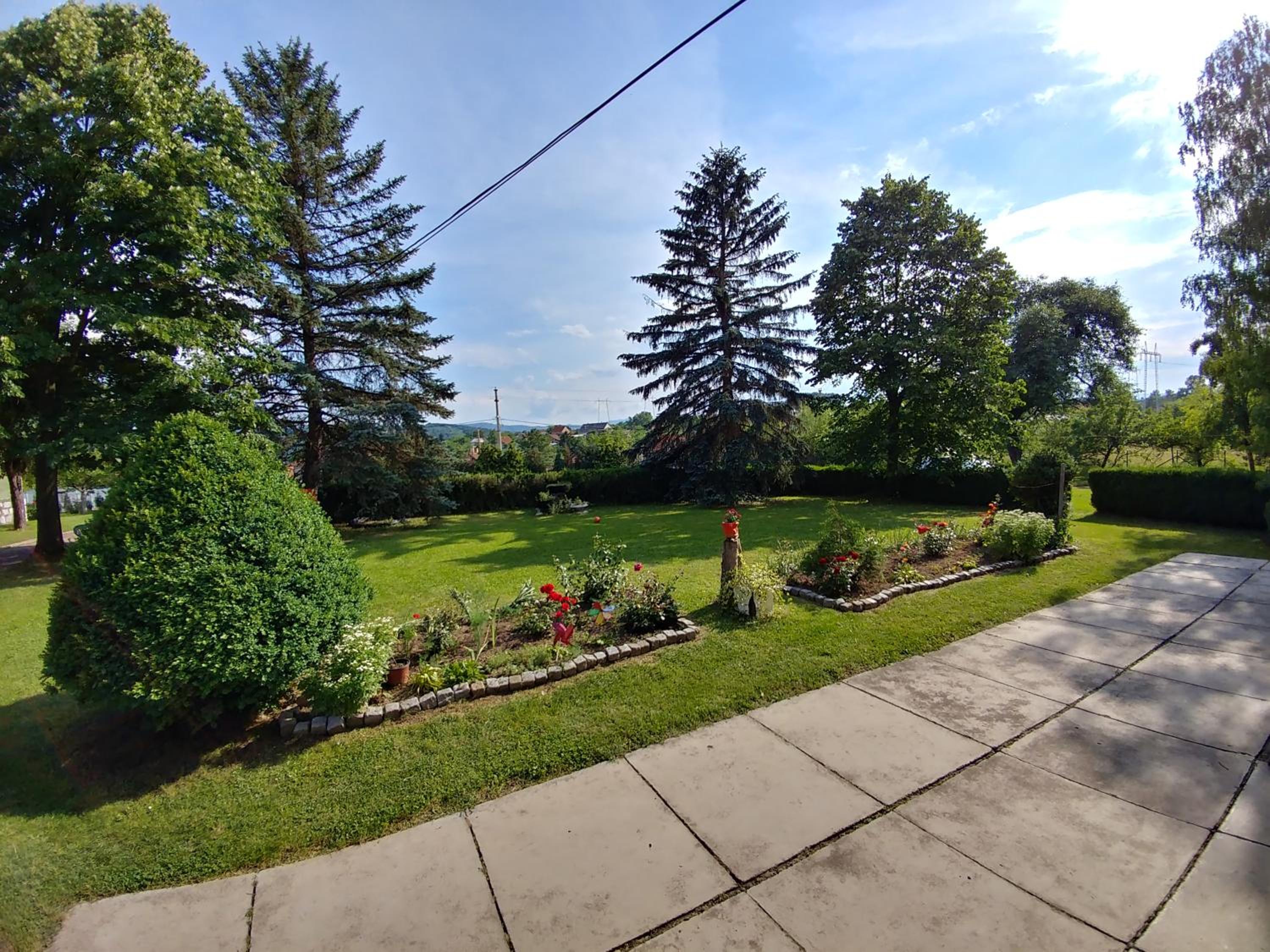 Photo 32