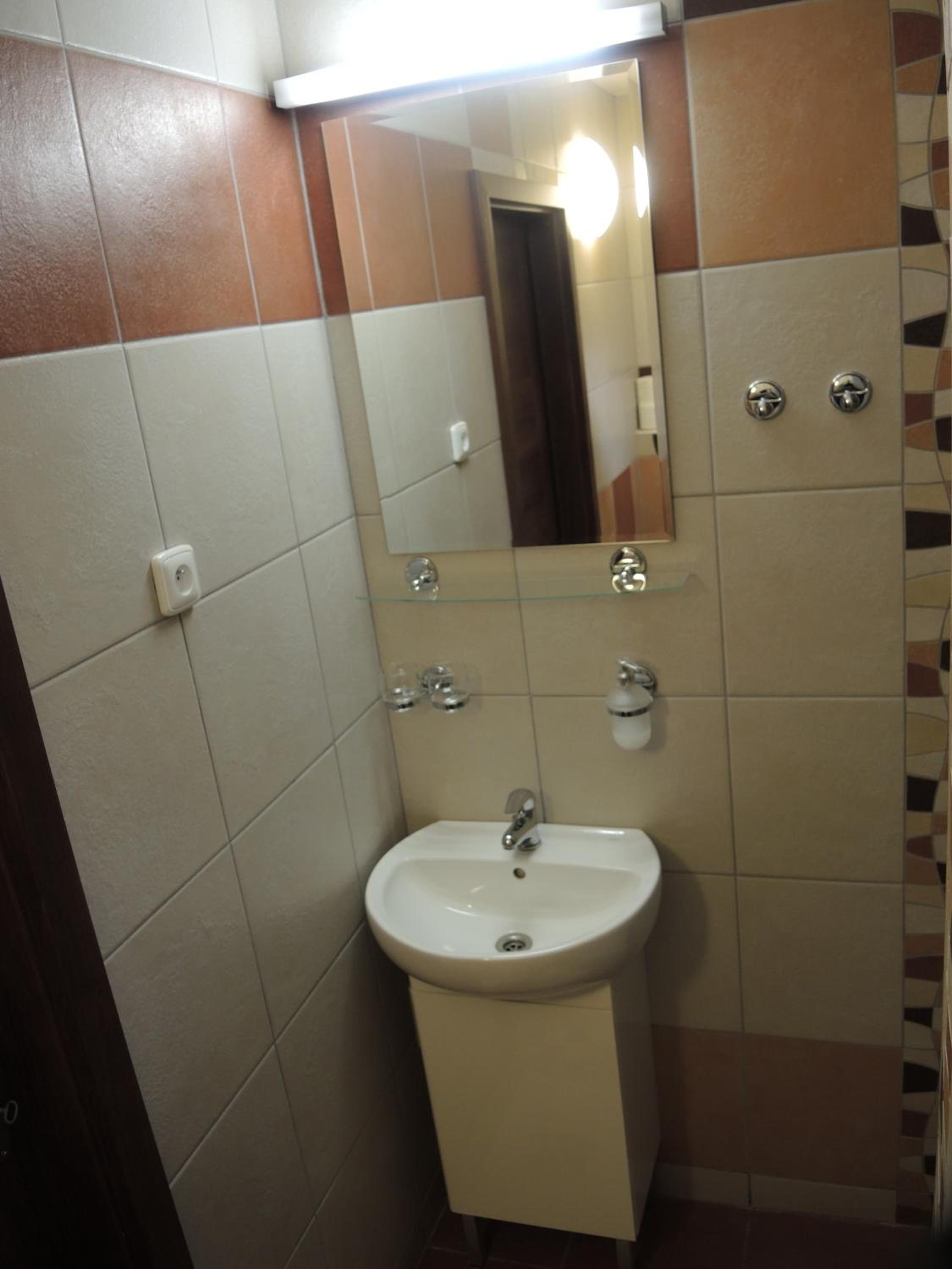 Photo 57