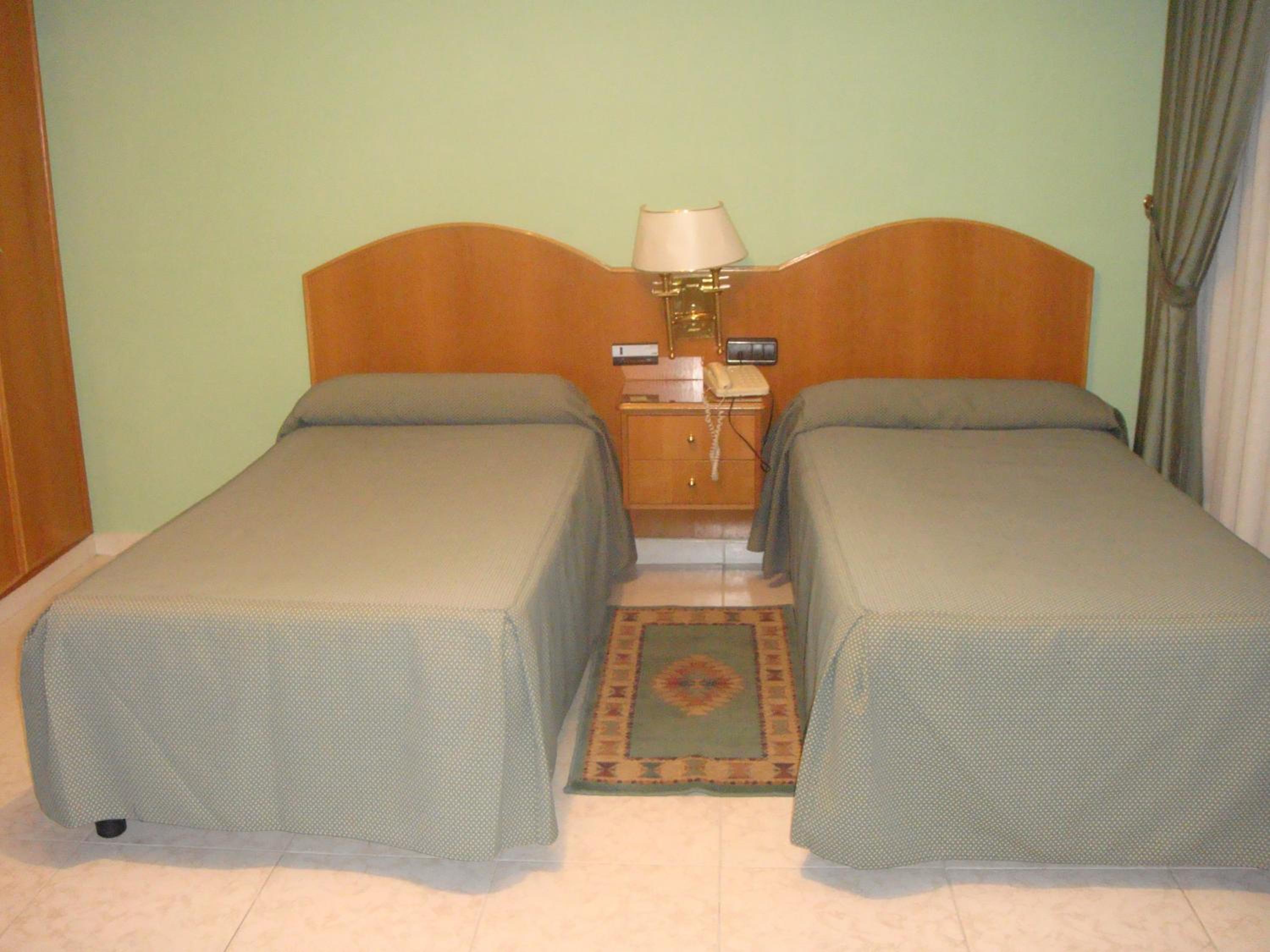 Hostal Serpol, photo 14