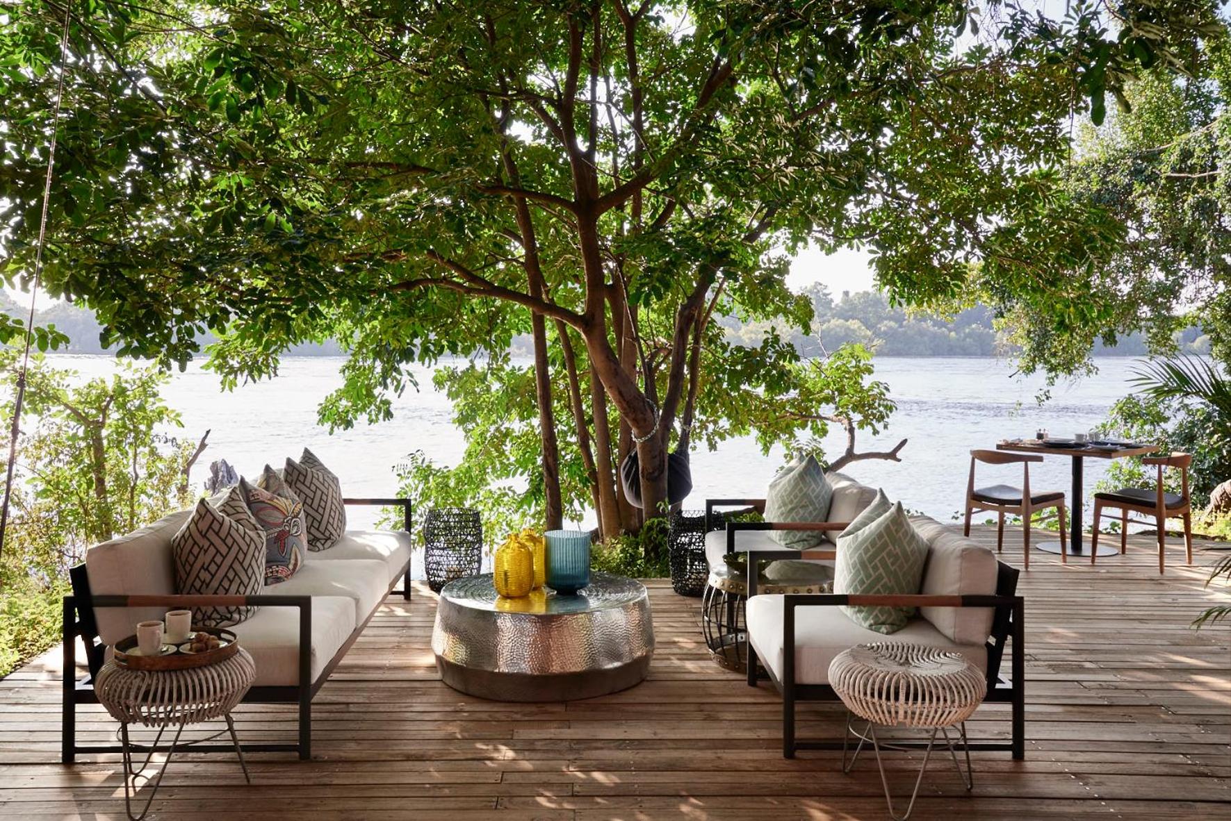Victoria Falls River Lodge
