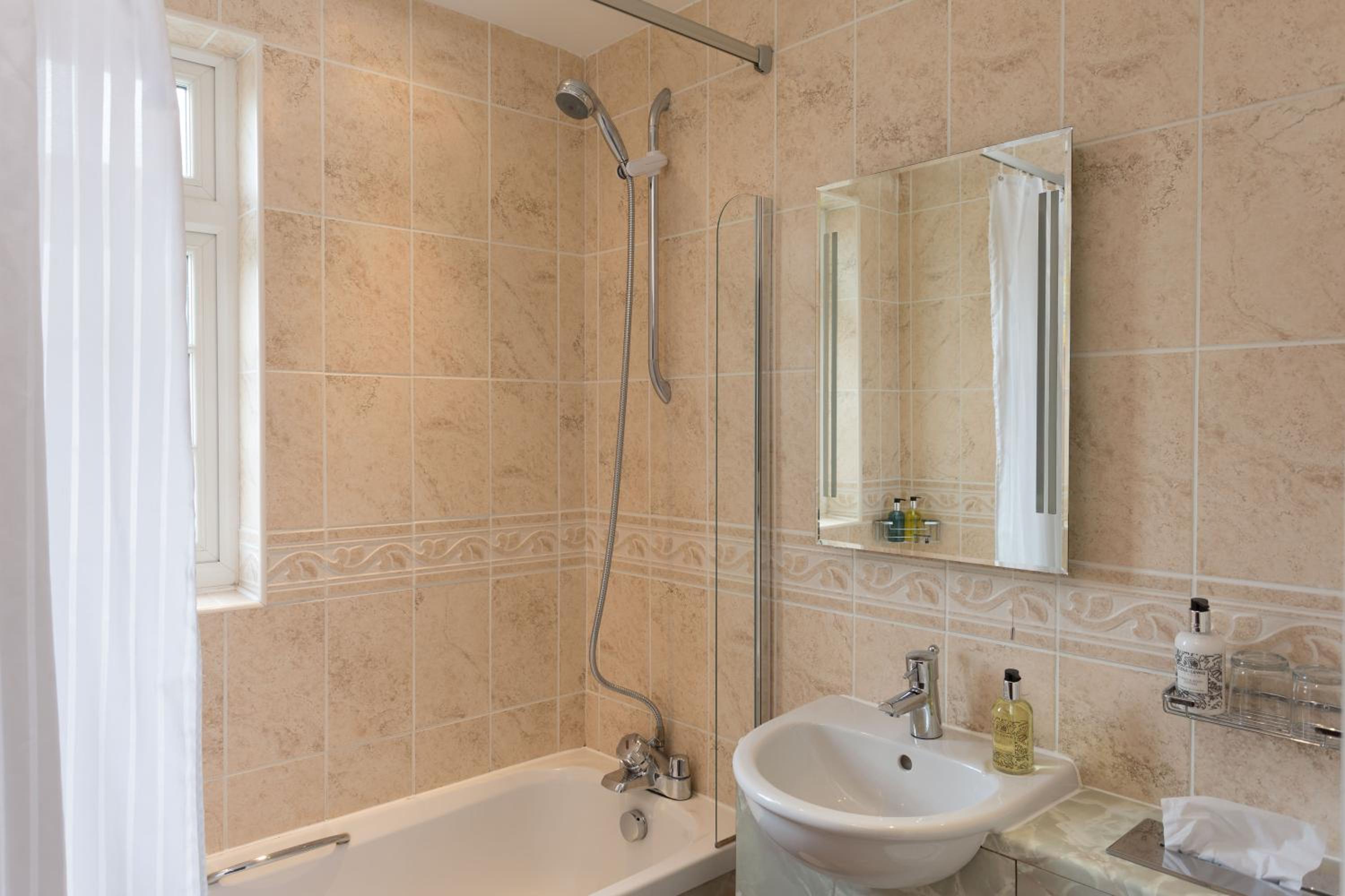 Best Western Sysonby Knoll Hotel