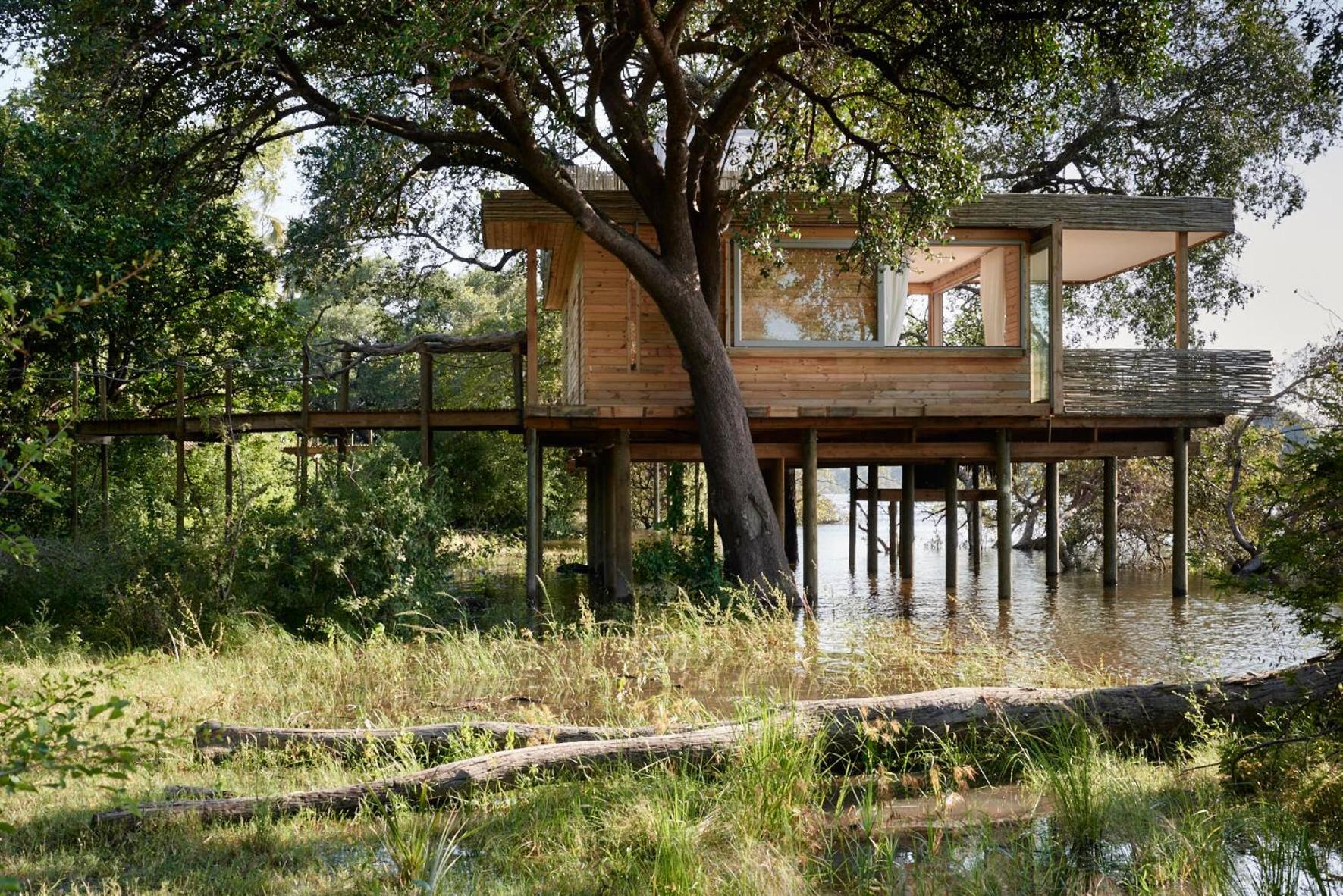 Victoria Falls River Lodge